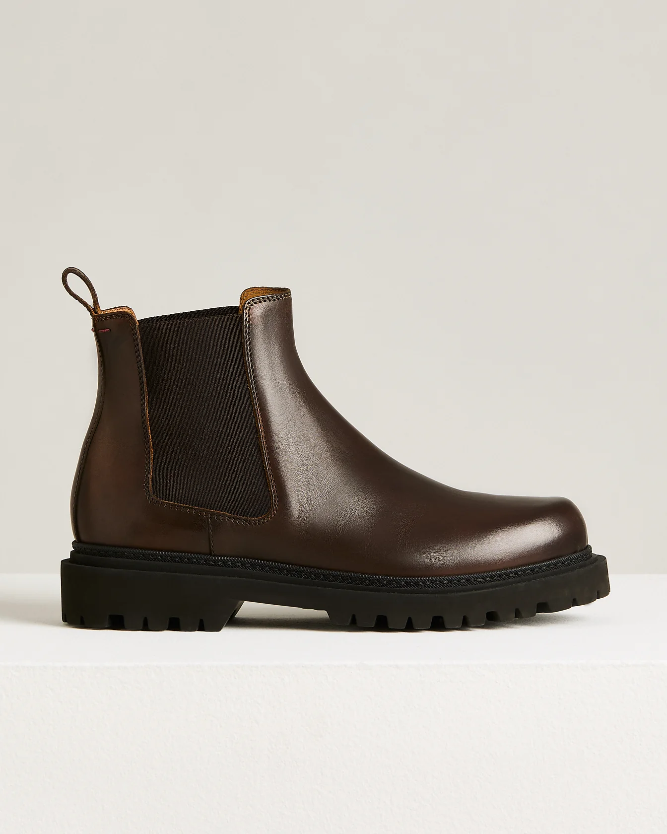 CHELSEA BOOT IN CALFSKIN BROWN WITH LEATHER SOLE