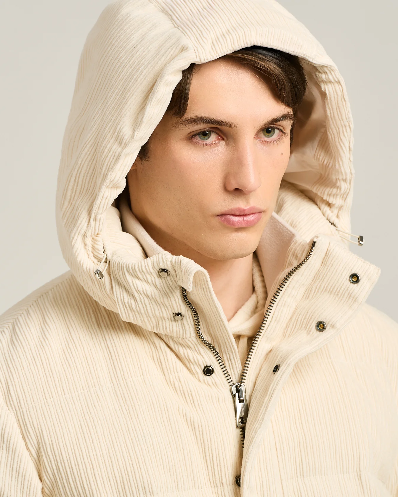 PADDED BOMBER IN IVORY CORDUROY - Image 4