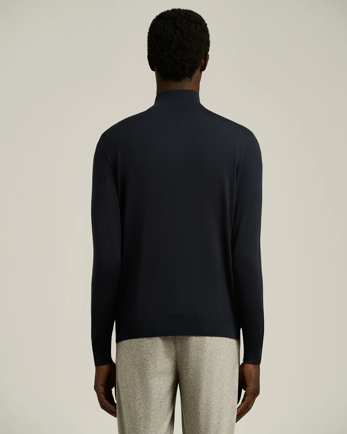 MEN’S FINE‑WOOL FULL‑ZIP CARDIGAN IN MIDNIGHT BLUE - Image 3