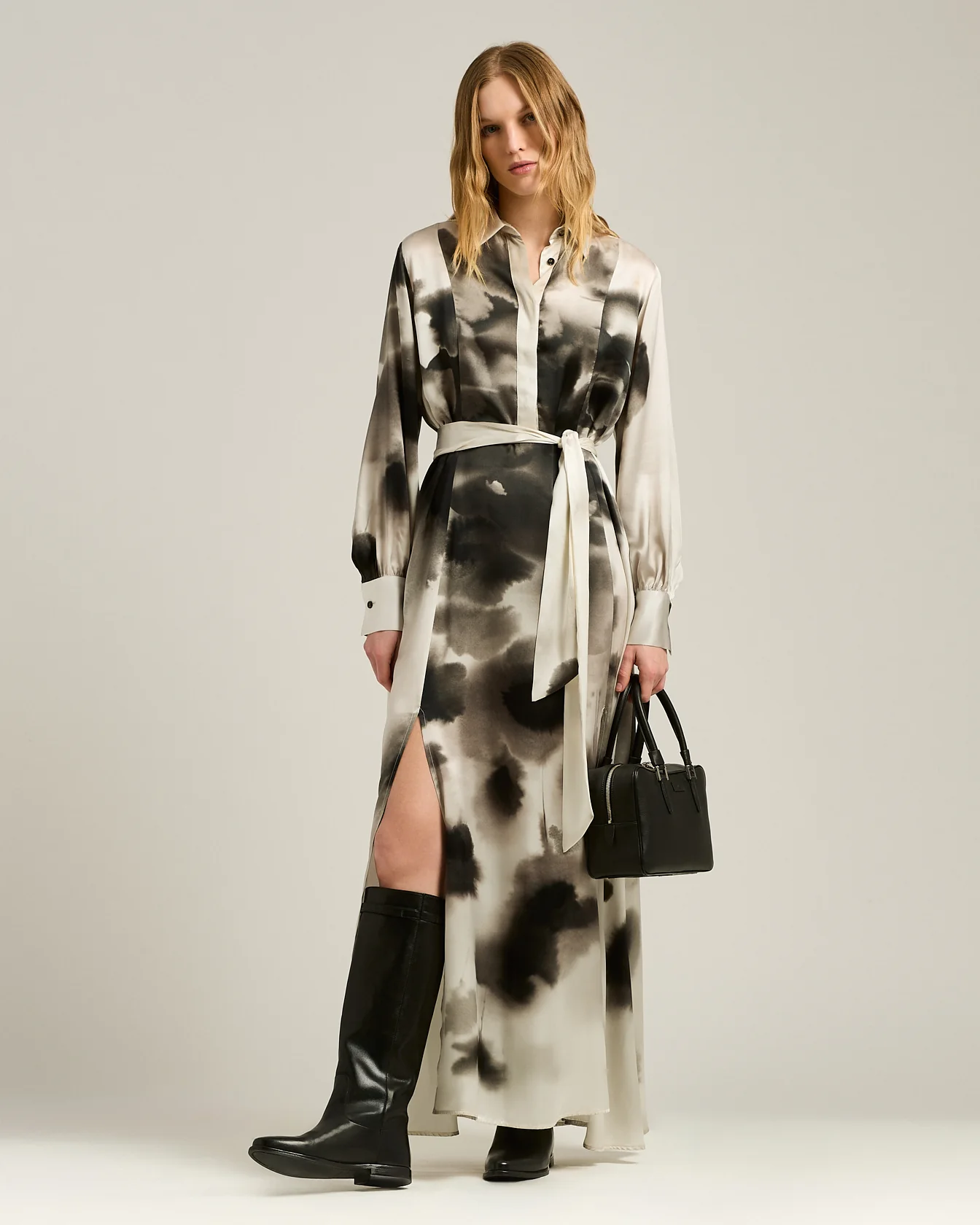 BLACK CALFSKIN BOOTS - Image 5