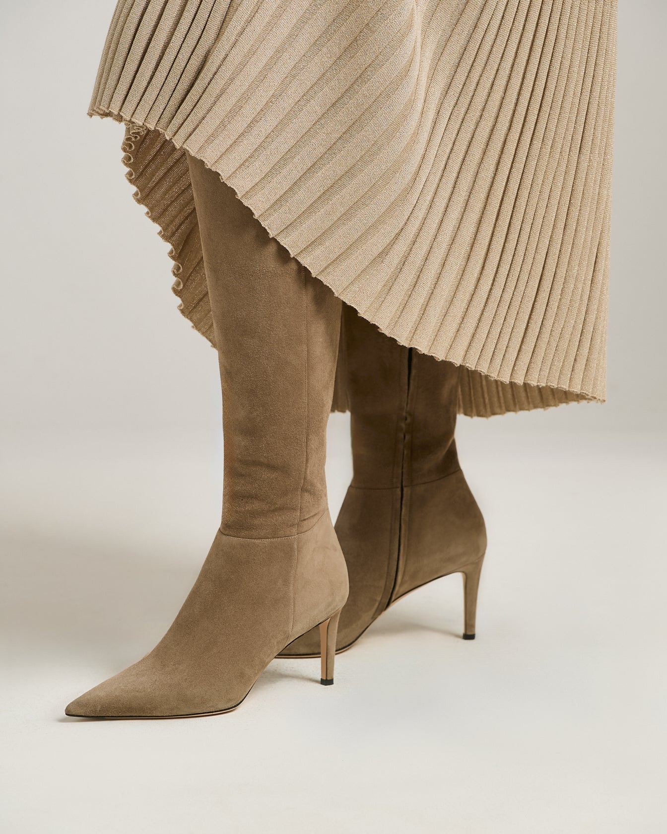BEIGE KID SUEDE BOOTS WITH STILETTO HEEL - Image 4