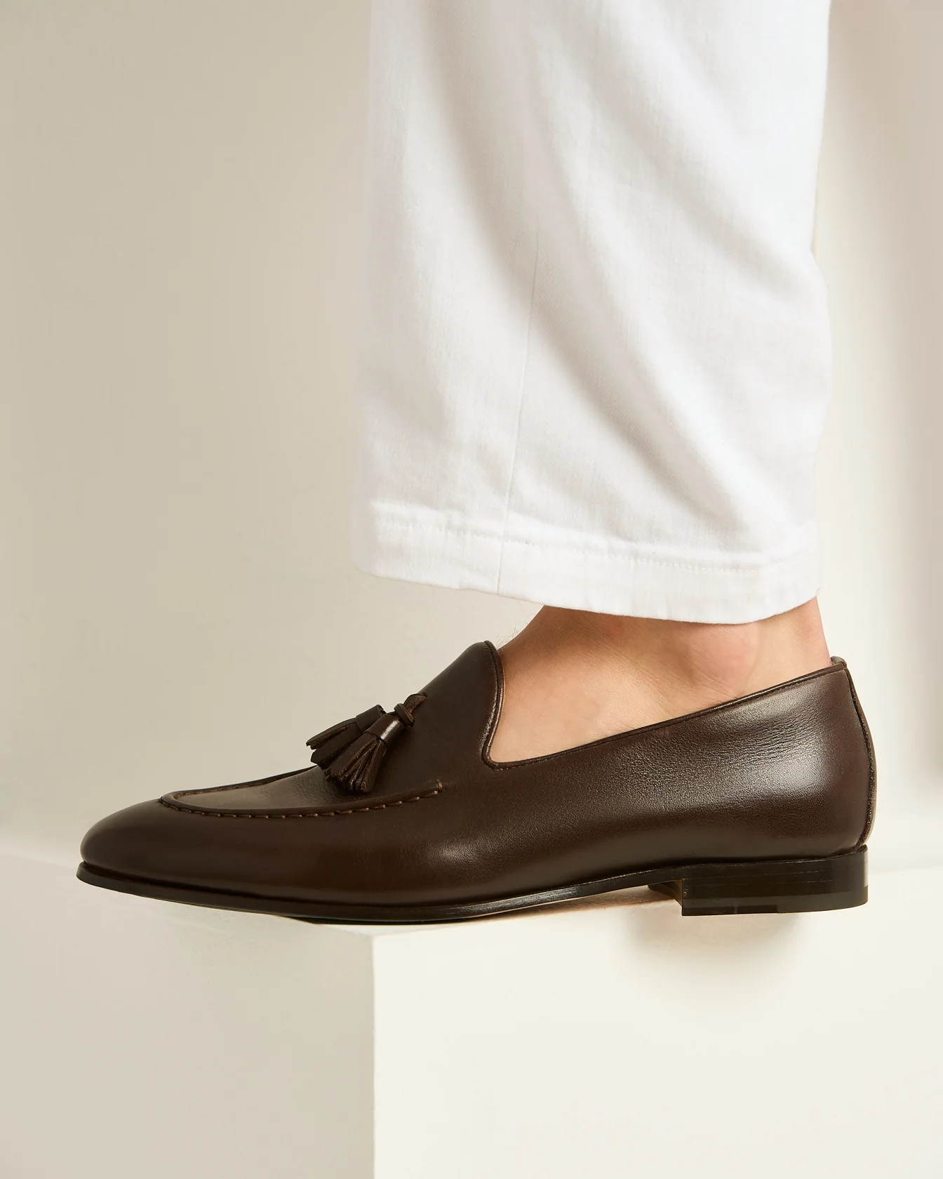 CALFSKIN TASSEL LOAFER DARK BROWN - Image 3