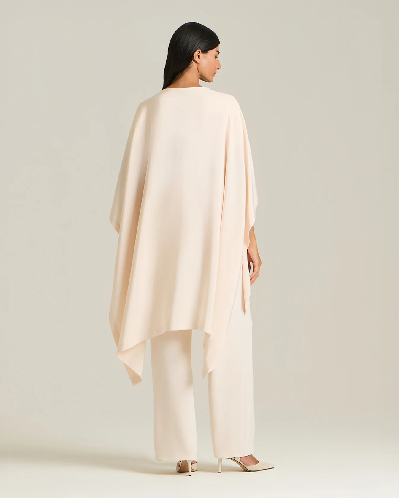 SILK CAPE - Image 3
