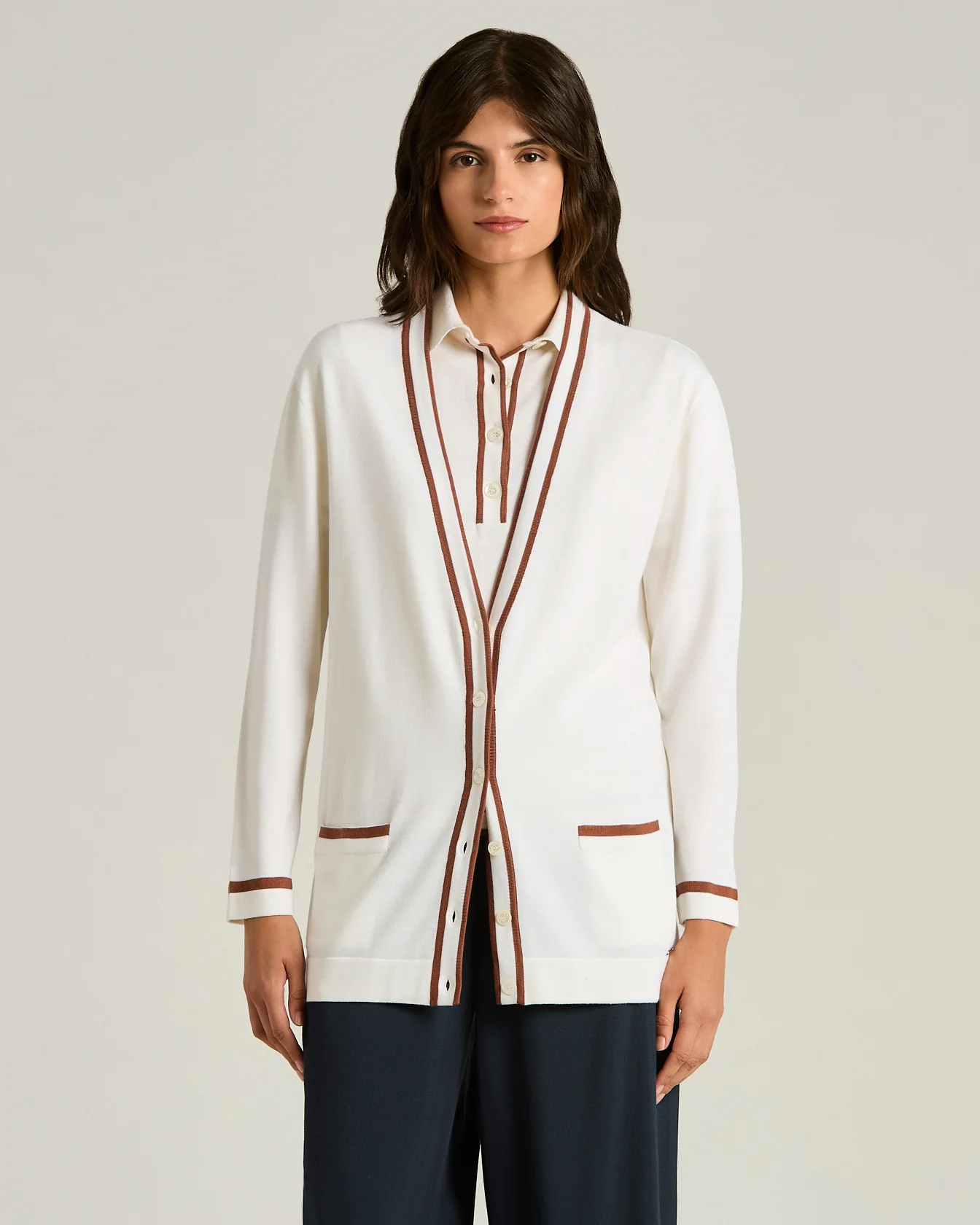 FINE WOOL CARDIGAN WITH CONTRASTING TRIMS - Image 2