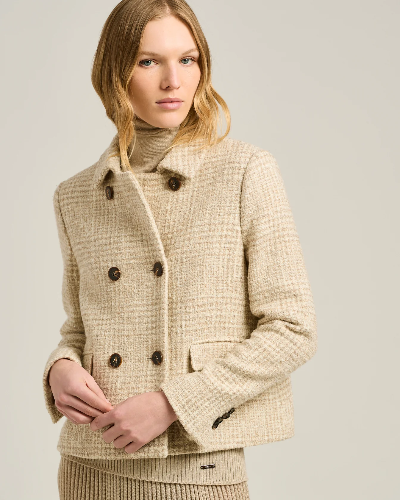 BEIGE DOUBLE-BREASTED WOOL AND ALPACA-BLEND PEA COAT - Image 4
