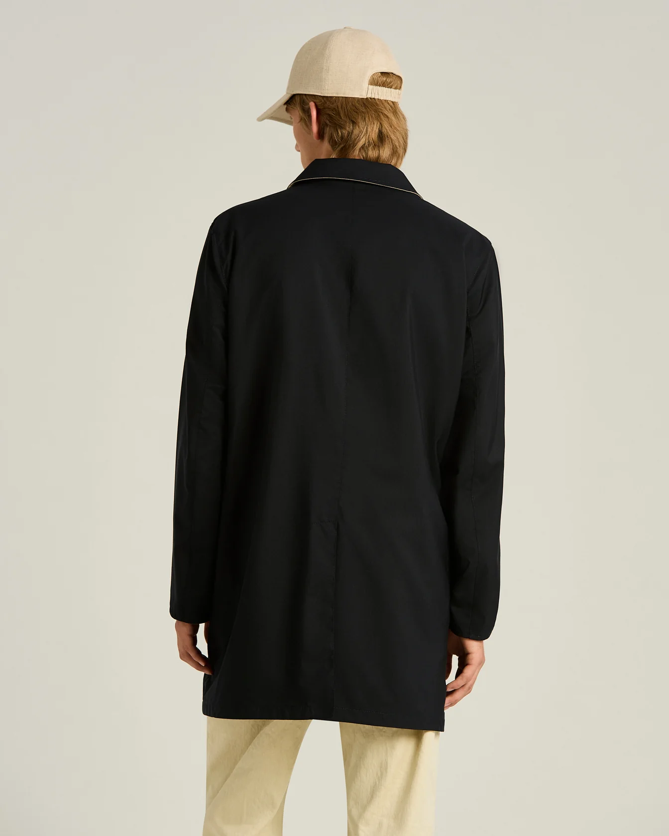REVERSIBLE WOOL AND SILK OVERCOAT IN NAVY BLUE WITH LAMBSKIN PIPING - Image 3