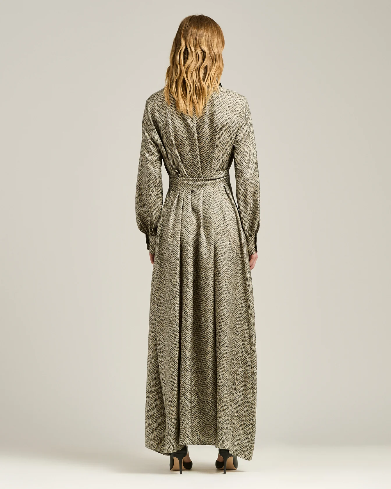 GRAY PRINTED LONG SILK SHIRT DRESS - Image 3