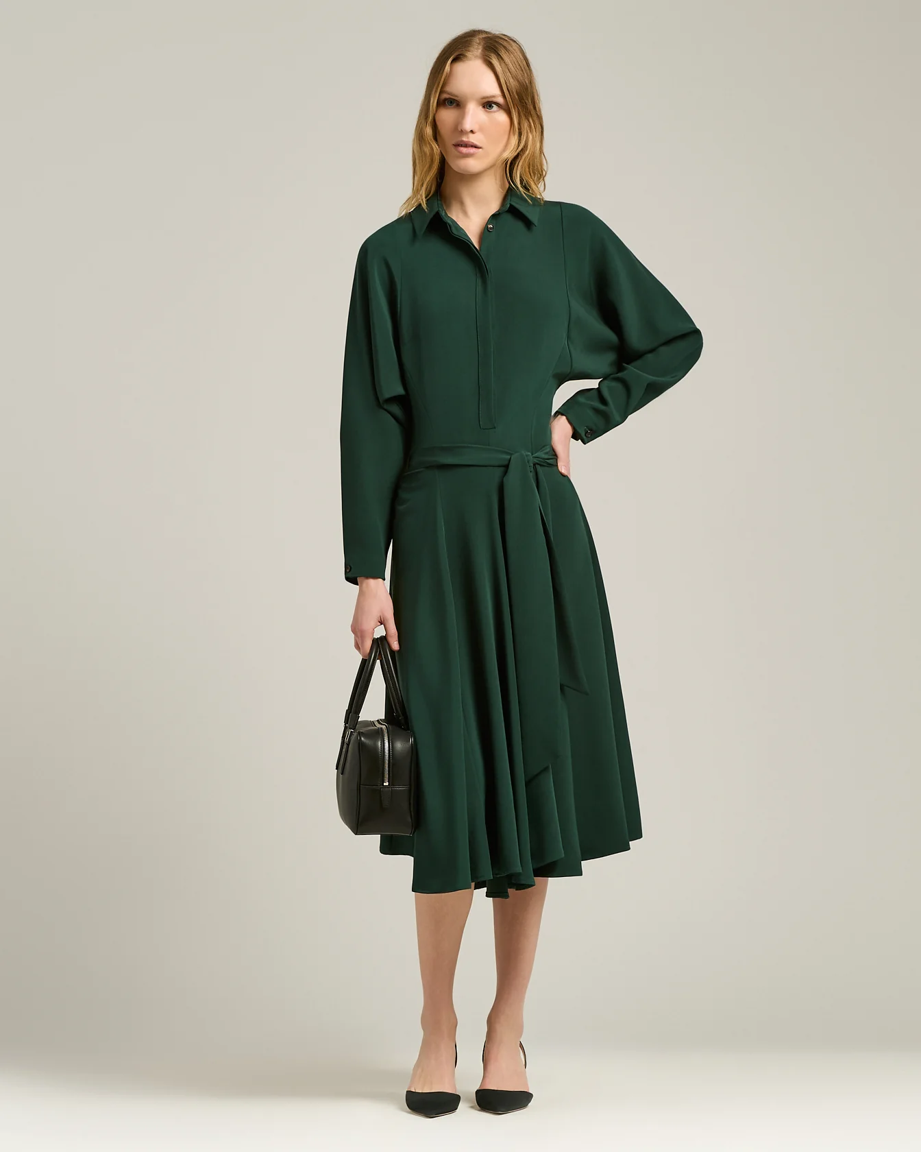 SHIRT DRESS IN STRETCH SILK FOREST GREEN - Image 2