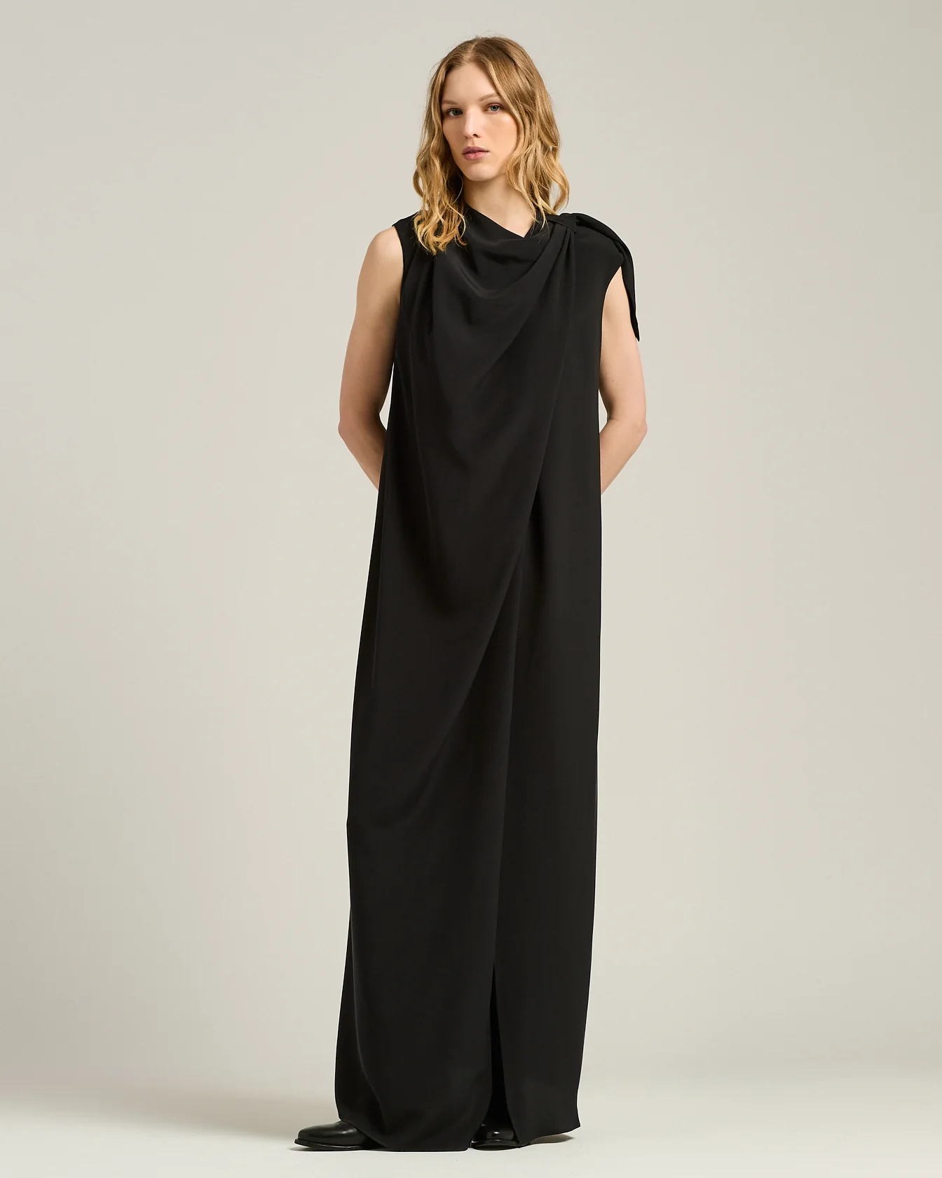 BLACK DRAPED DRESS IN PURE SILK - Image 2