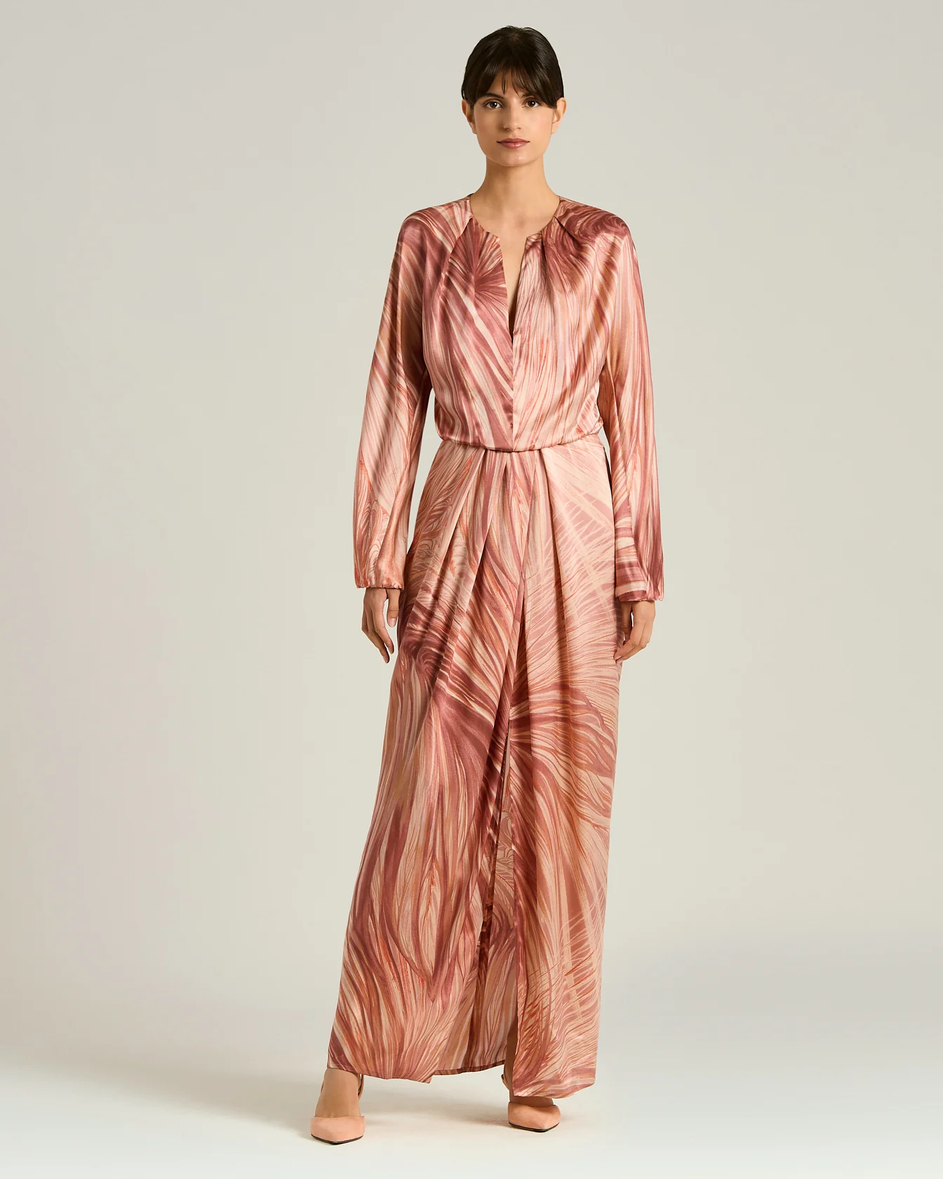 SILK SATIN DRESS WITH BACK OPENING IN STRAW YELLOW AND PINK - Image 2