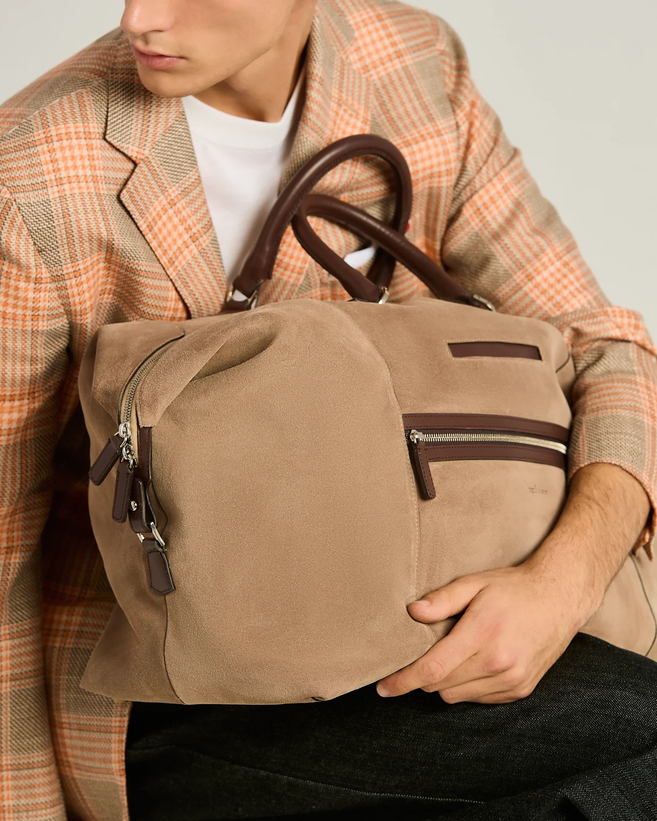 SUEDE WEEKEND HOLDALL - Image 3