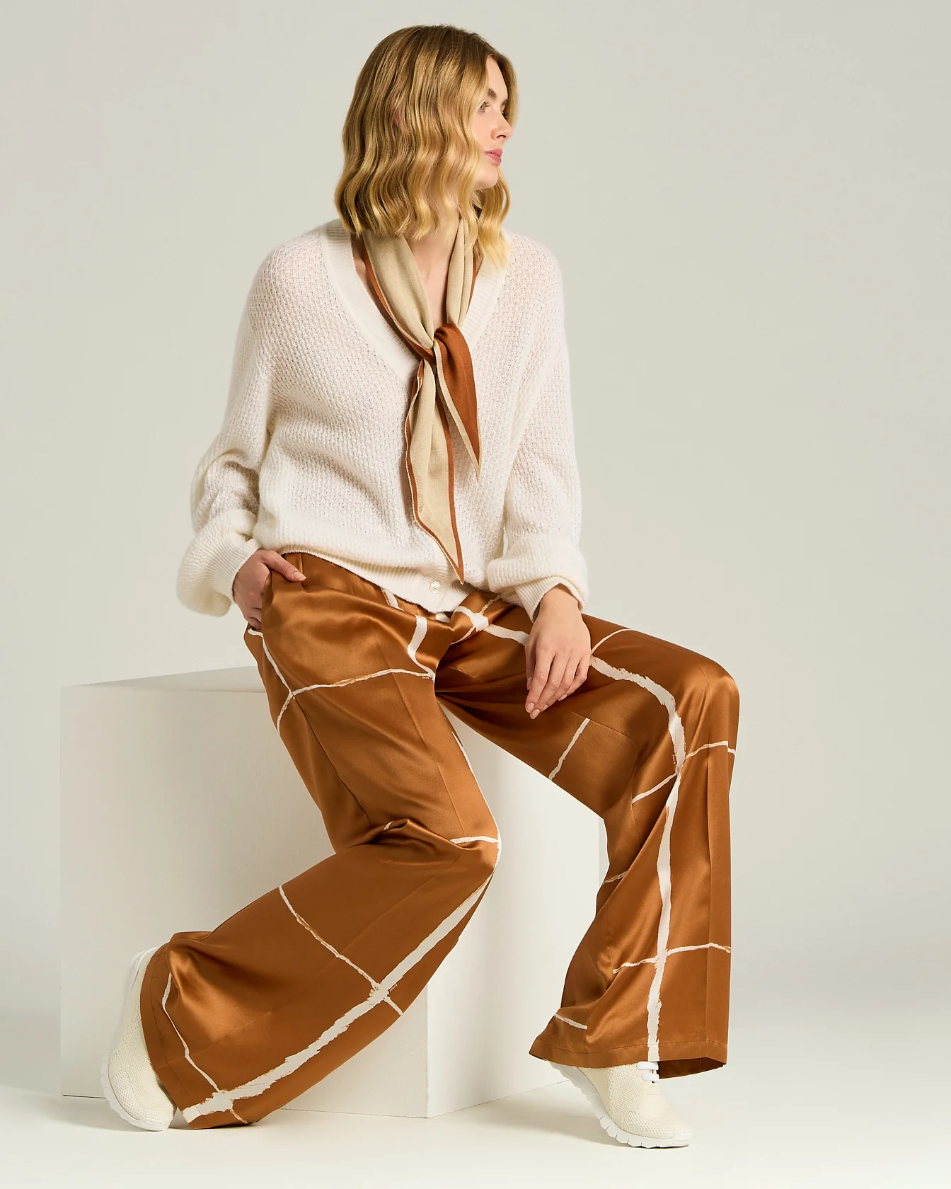 CASHMERE "FIT" SNEAKERS CREAM WHITE - Image 5