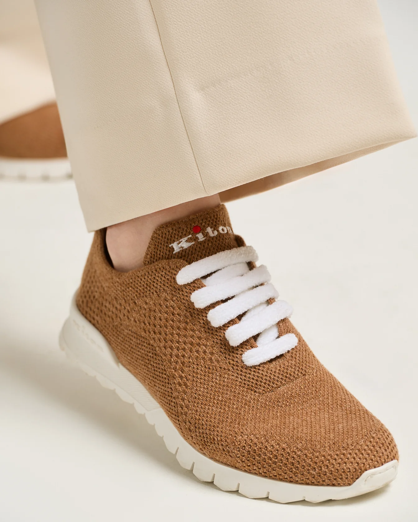 “FIT” TRAINERS IN RUST CASHMERE-KNIT - Image 3