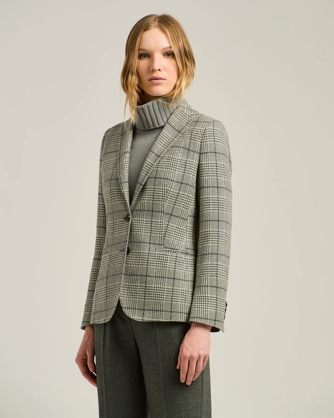 BLACK/WHITE PRINCE OF WALES CASHMERE BLAZER - Image 2