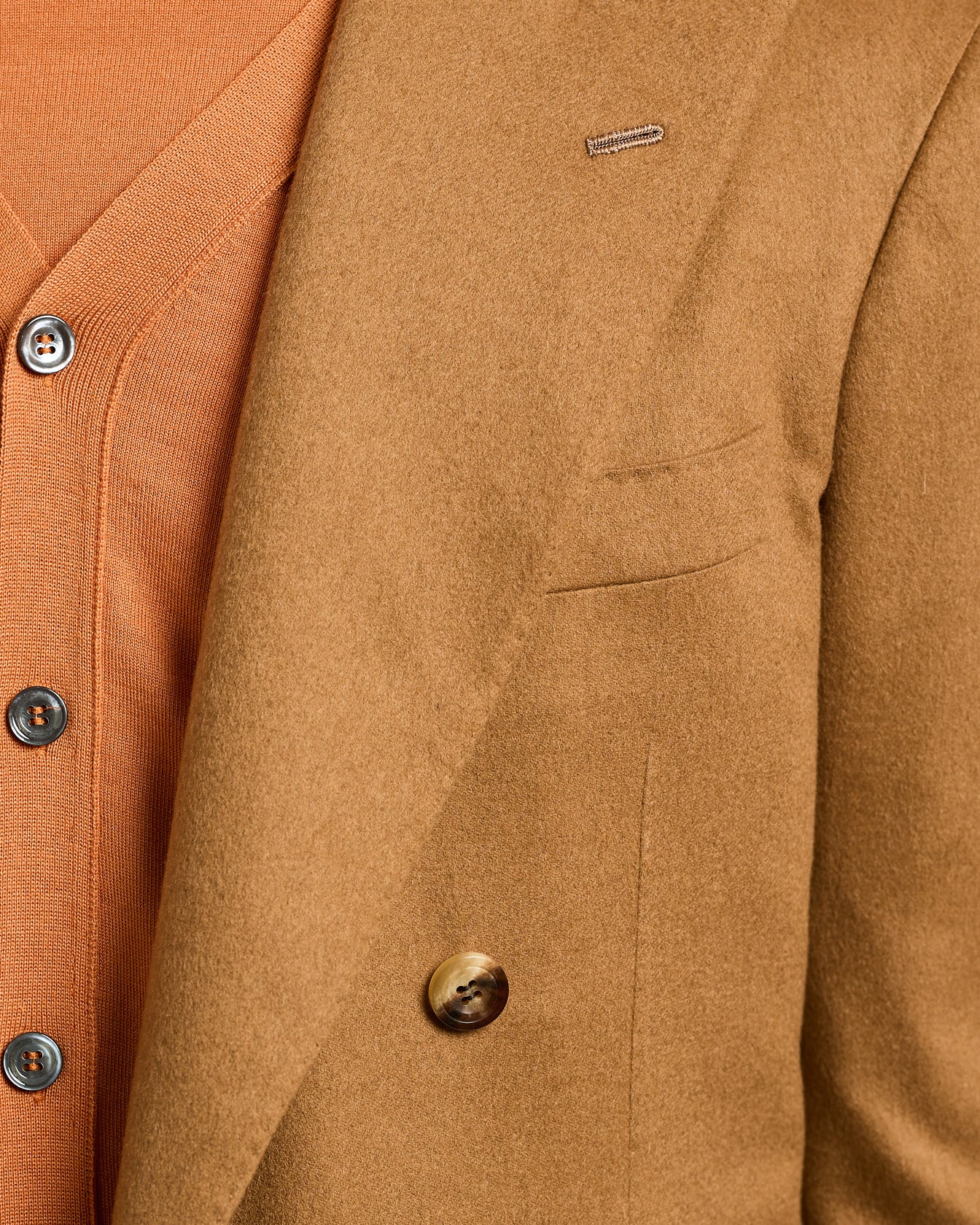 DOUBLE-BREASTED BLAZER IN BROWN CASHMERE AND VICUÑA - Image 4