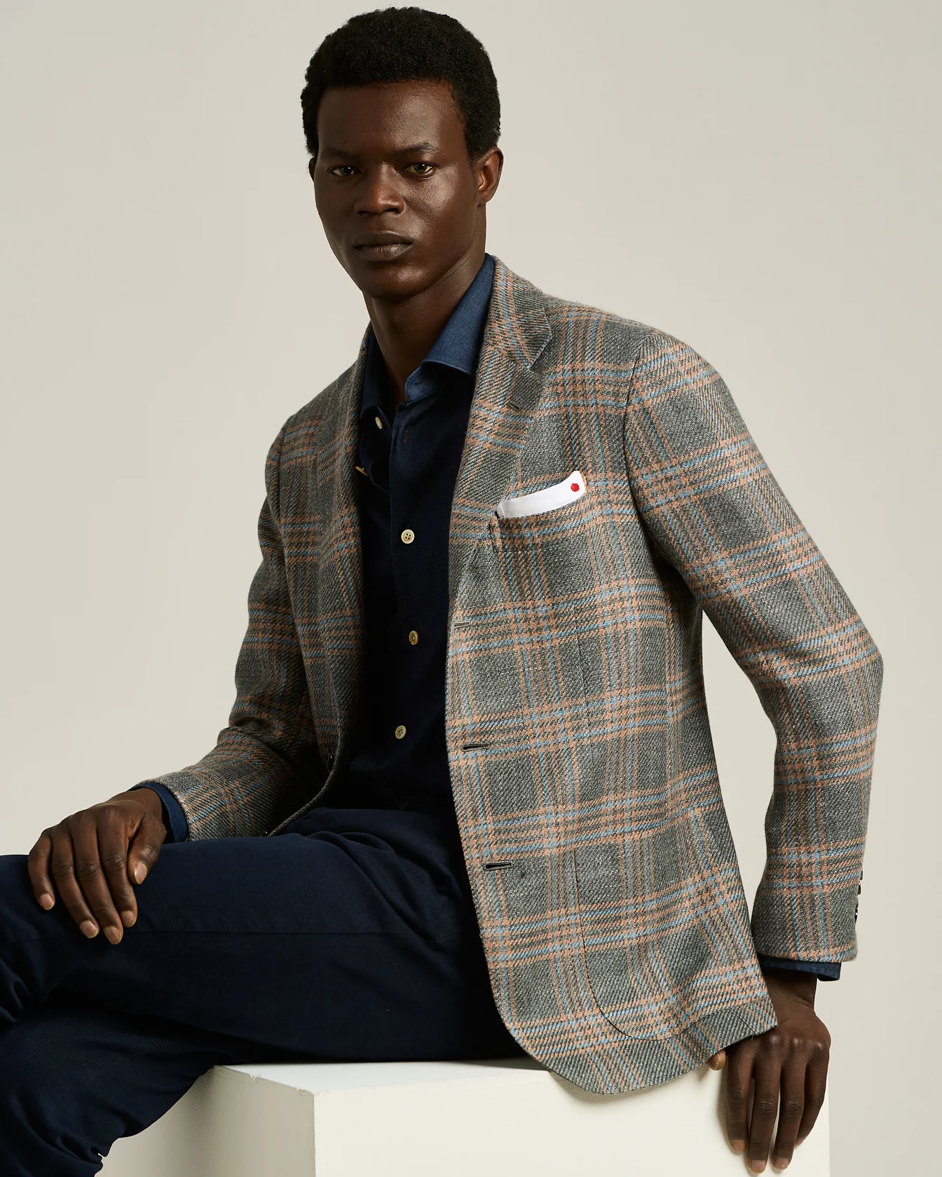 SINGLE-BREASTED MEDIUM GREY PRINCE OF WALES JACKET IN CASHMERE - Image 4