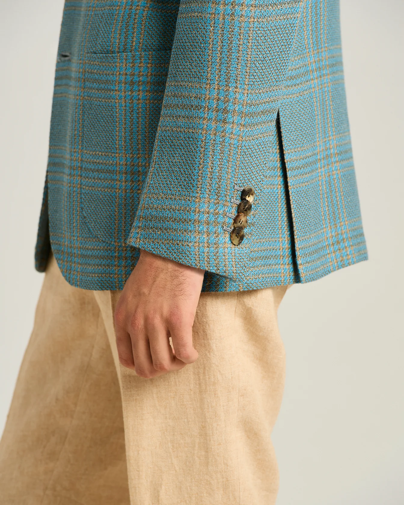CASHMERE AND LINEN CHECKED SINGLE-BREASTED JACKET IN AZURE - Image 4