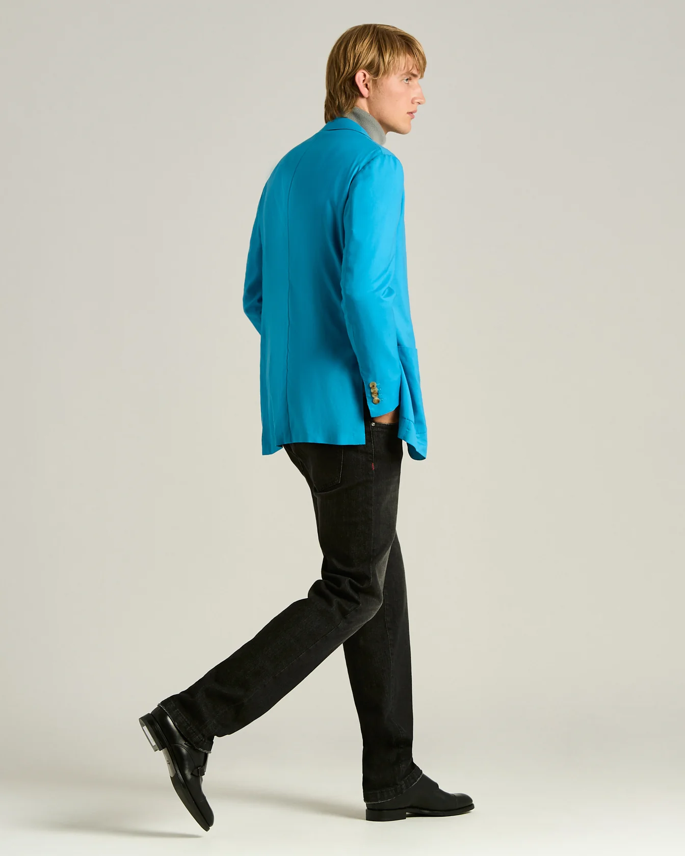 CASHMERE SINGLE-BREASTED JACKET IN LIGHT BLUE - Image 5