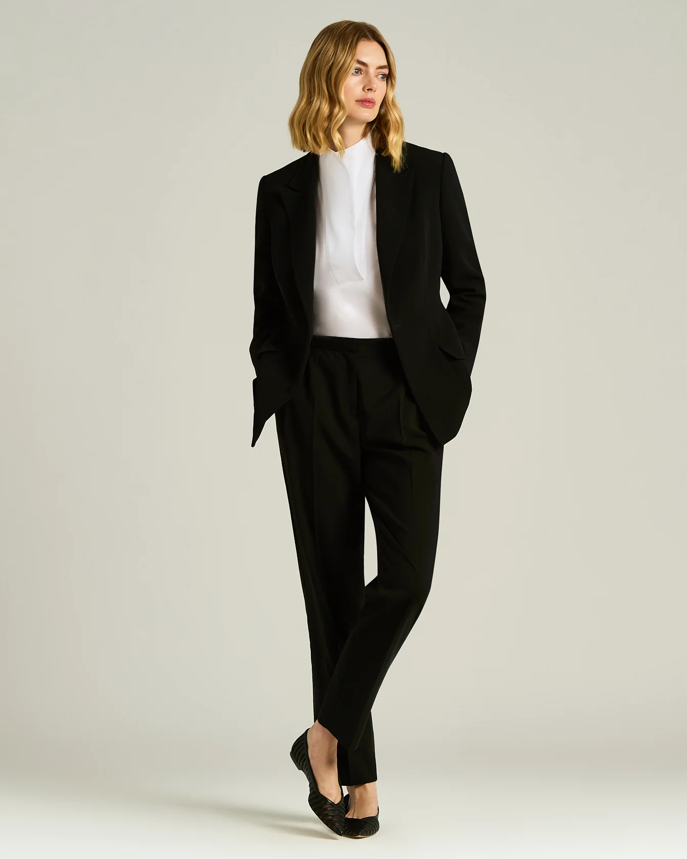TAILORED BLACK VISCOSE JACKET VISCOSE WITH SILK LINING - Image 5