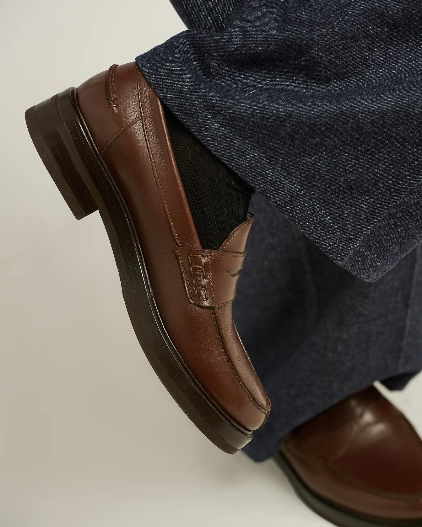 EBONY SMOOTH CALFSKIN LOAFERS - Image 4