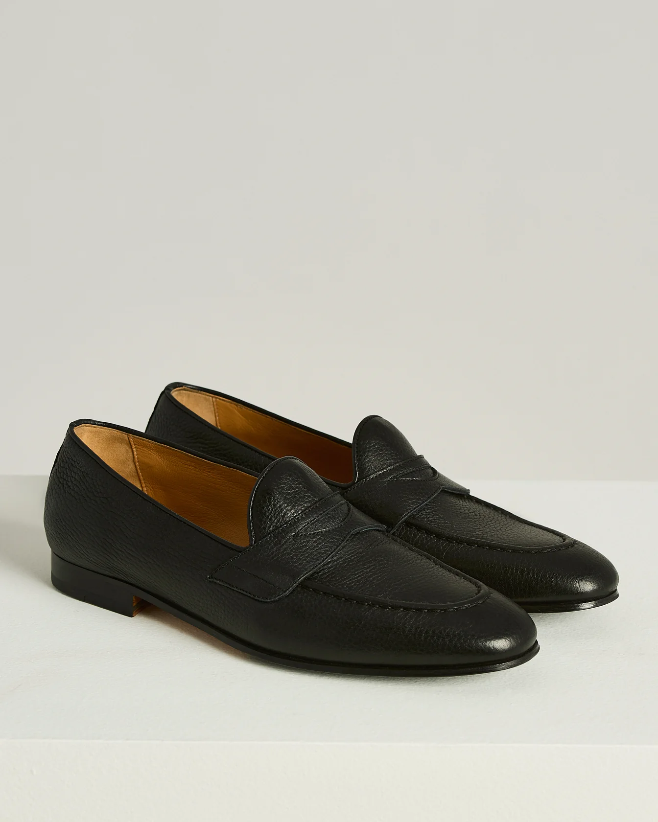 GRAINED DEERSKIN LOAFERS BLACK - Image 2