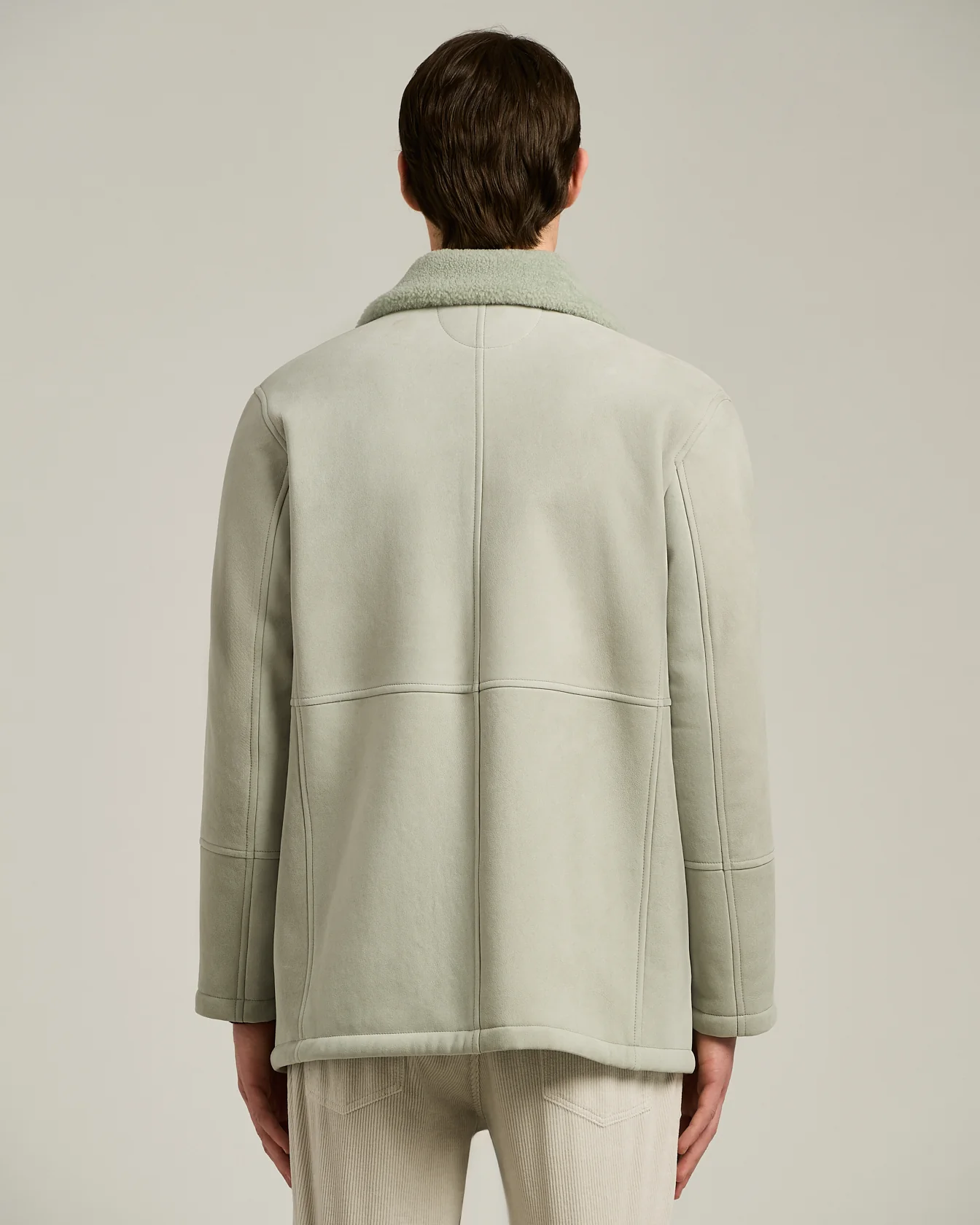 DOUBLE-BREASTED OVERCOAT IN LIGHT GREY SHEARLING - Image 3