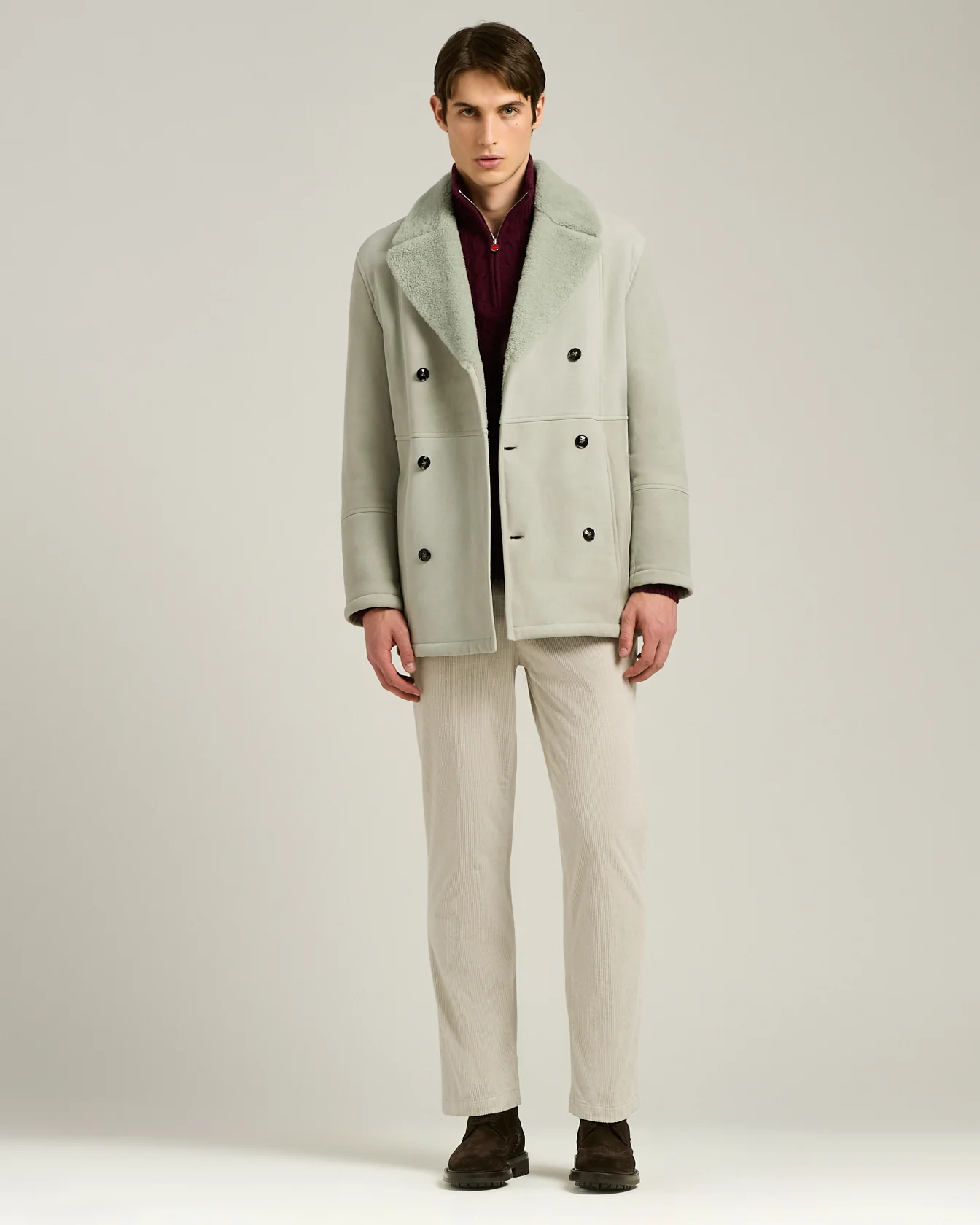 DOUBLE-BREASTED OVERCOAT IN LIGHT GREY SHEARLING - Image 5