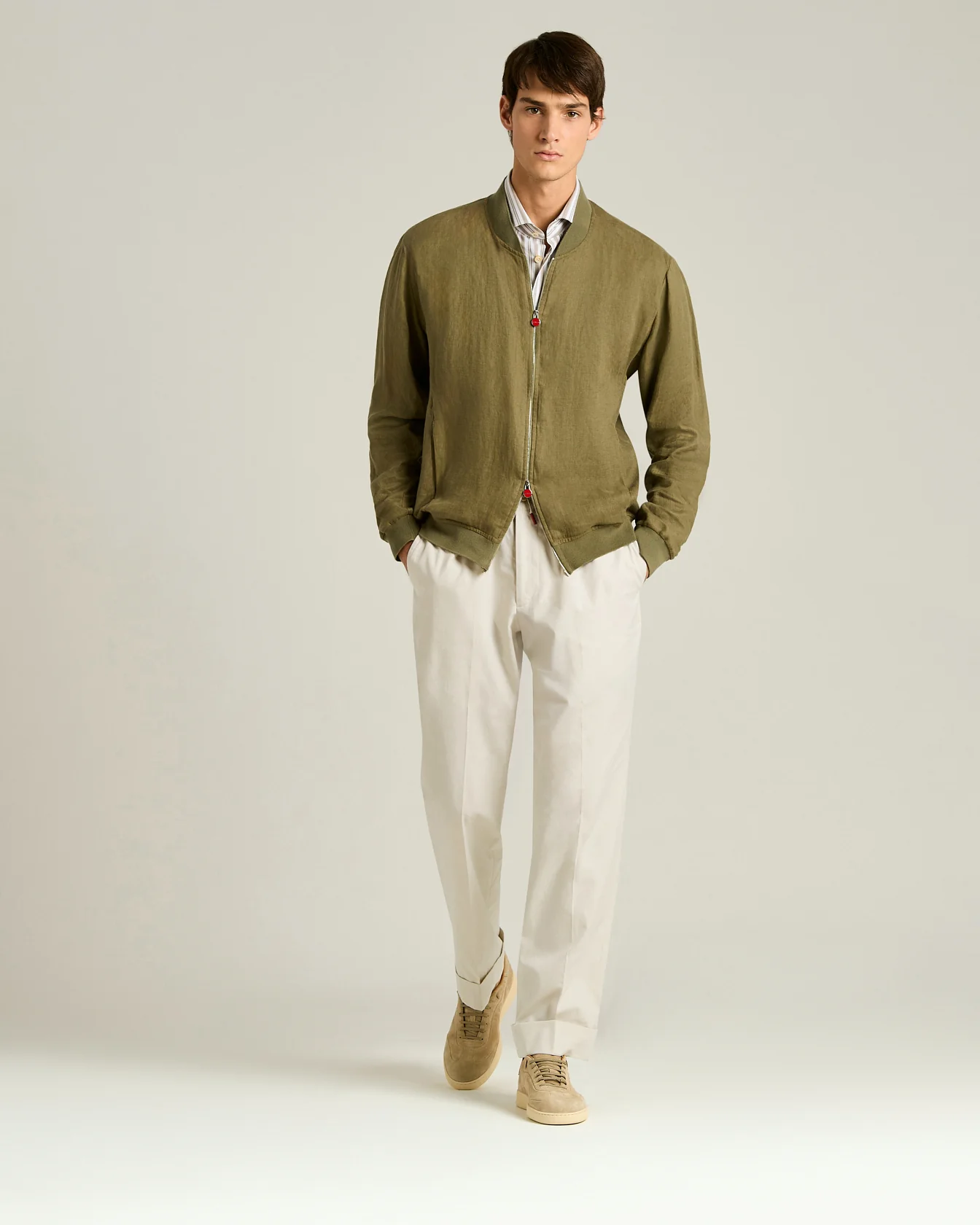 PURE LINEN JACKET WITH ZIPPER IN KHAKI - Image 5