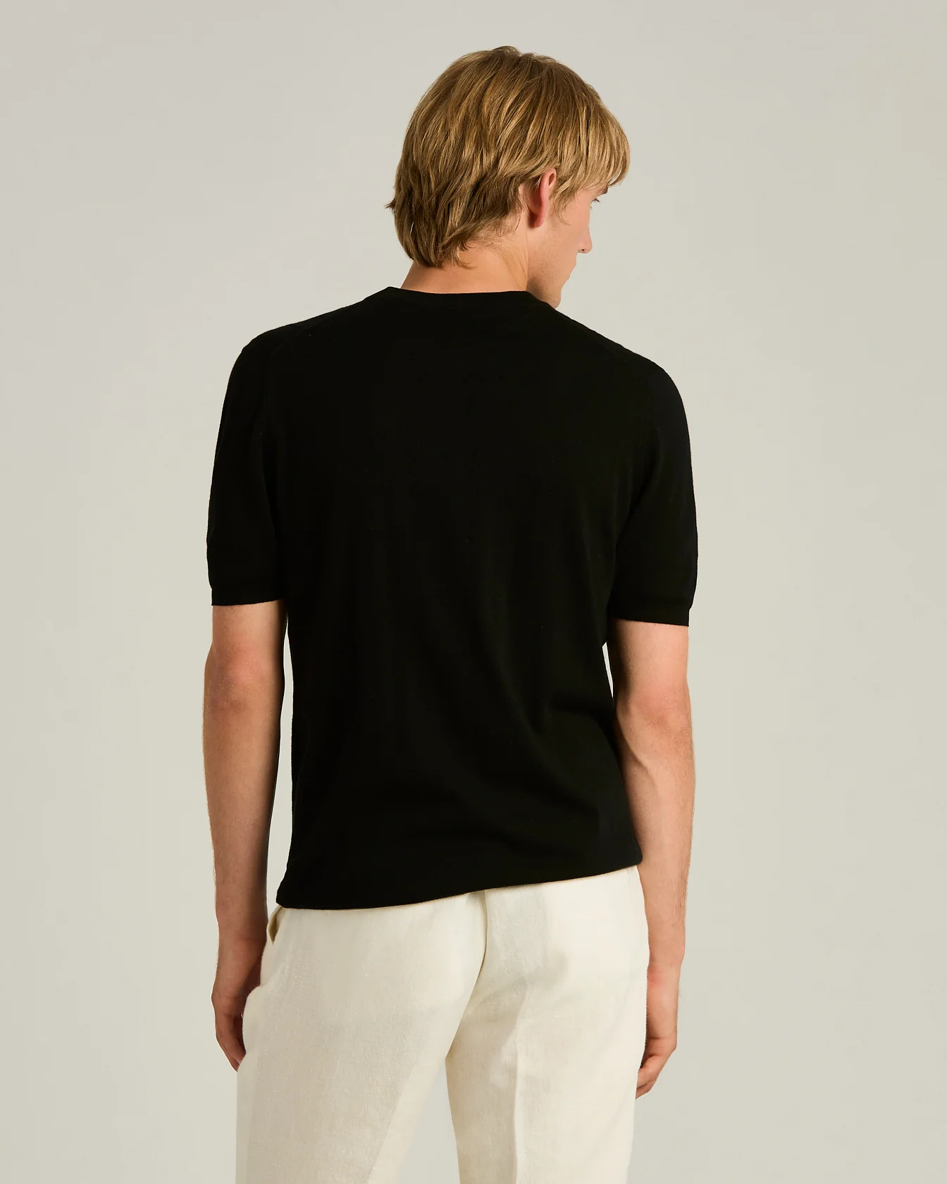 PURE COTTON BLACK SHORT-SLEEVED CREWNECK SWEATER - Image 3