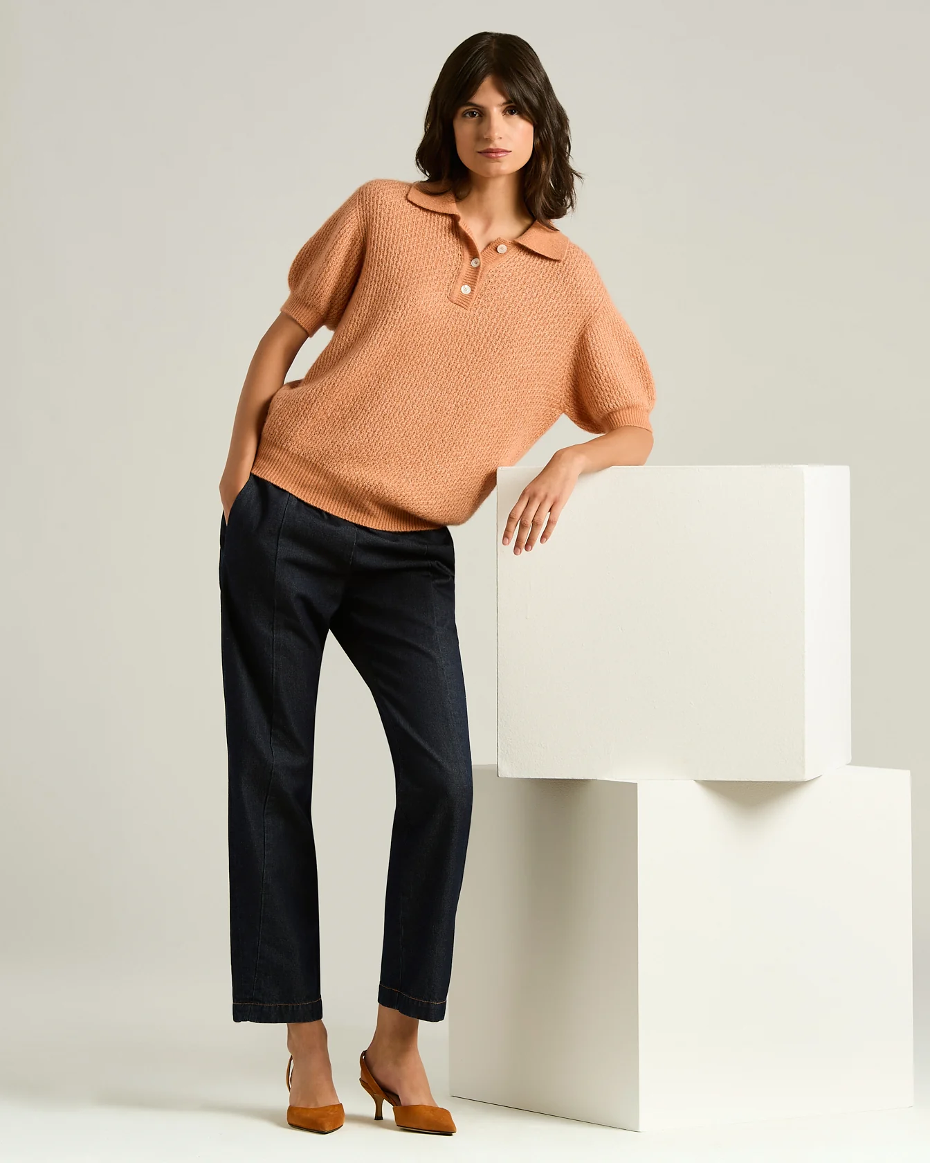 SHORT-SLEEVED CASHMERE AND SILK POLO SHIRT - Image 5