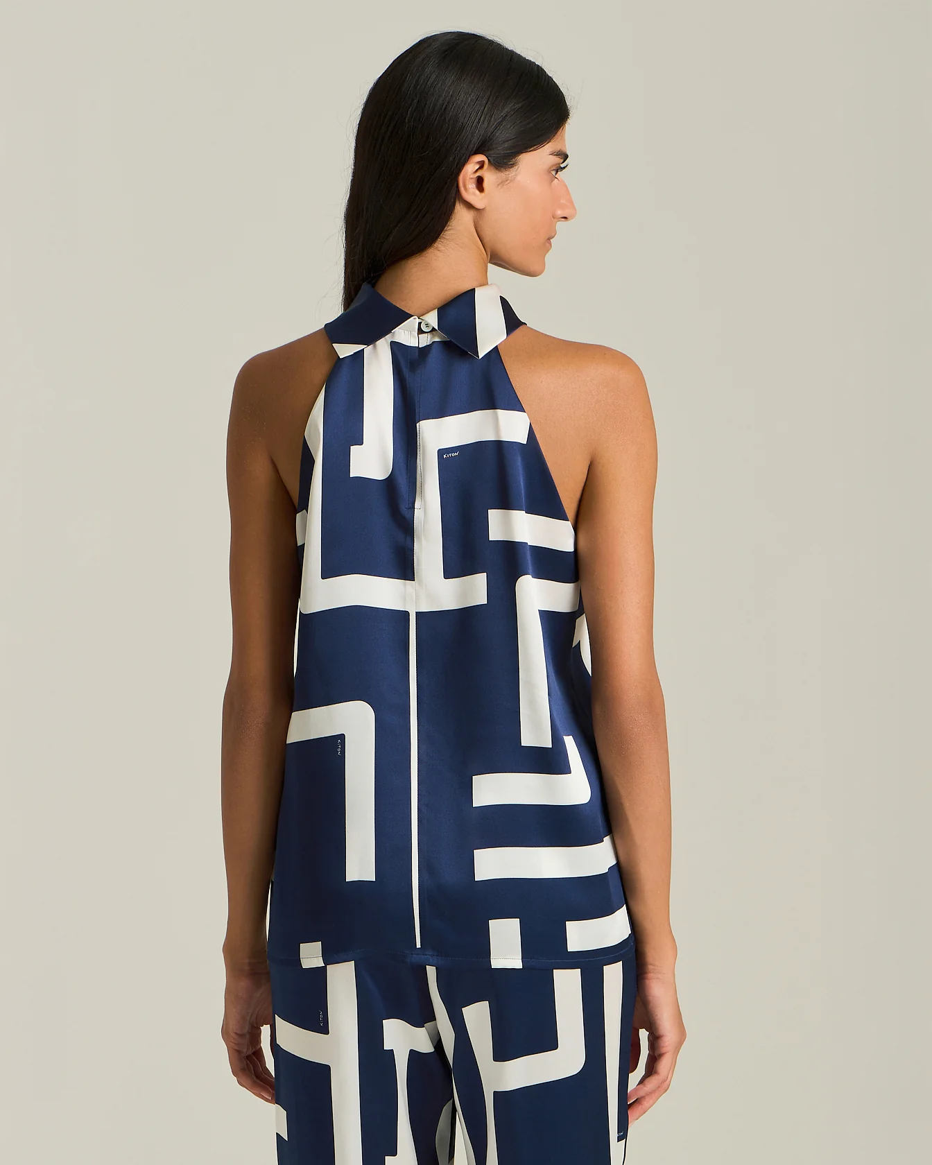 SILK BLOUSE WITH INFINITY MAZE PATTERN - Image 4