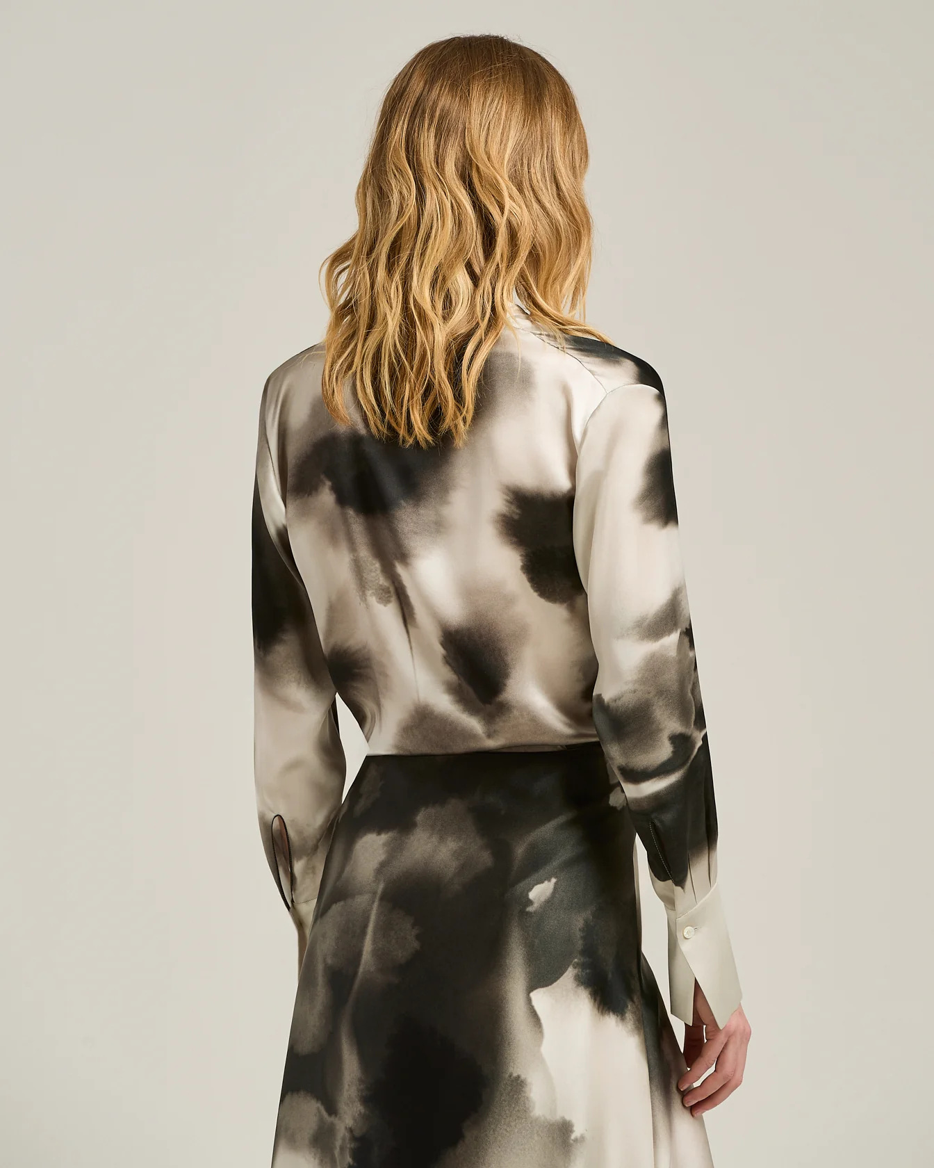 WHITE/BLACK UNSTRUCTURED COLLAR SILK SHIRT - Image 3