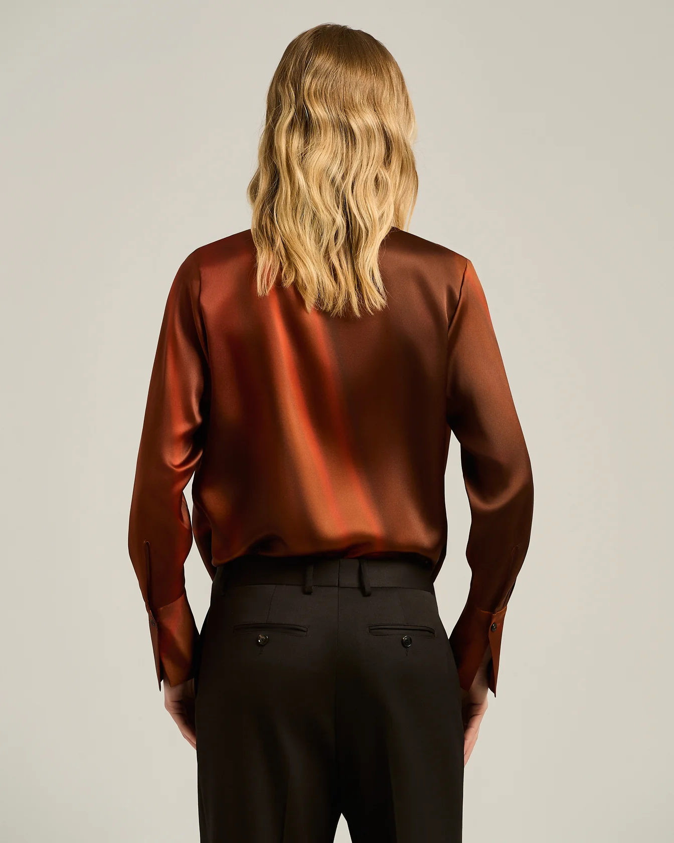 SHIRT IN PURE PRINTED SILK BROWN WITH SOFT COLLAR - Image 3