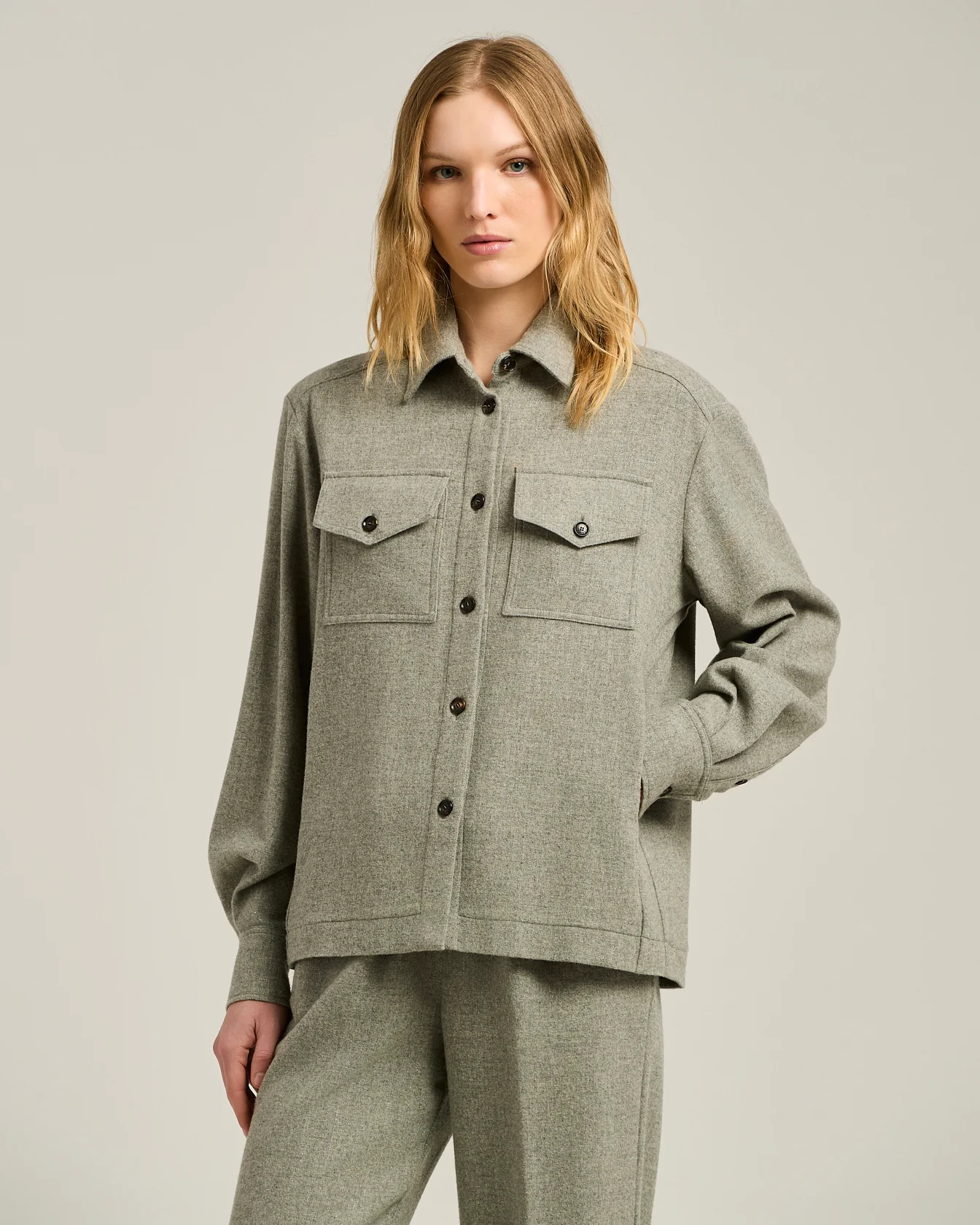 LIGHT GRAY WOOL AND CASHMERE-BLEND OVERSHIRT - Image 2