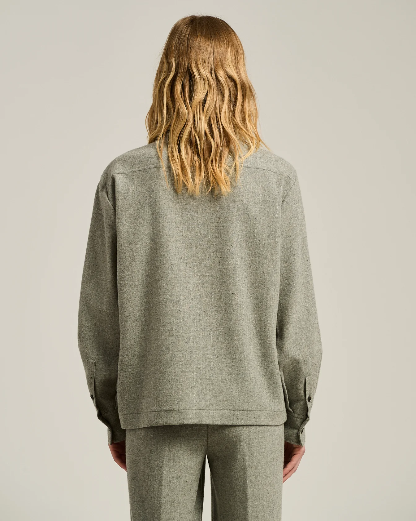 LIGHT GRAY WOOL AND CASHMERE-BLEND OVERSHIRT - Image 3