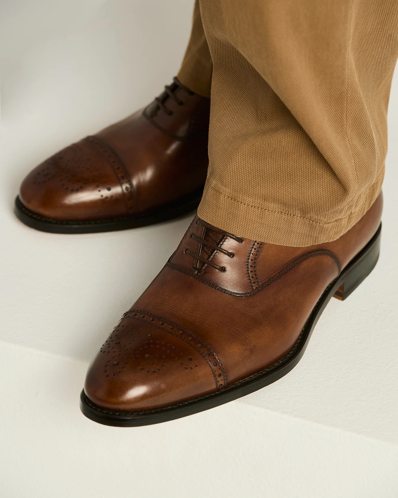 CALFSKIN LEATHER LACE UP SHOE DARK BROWN - Image 3