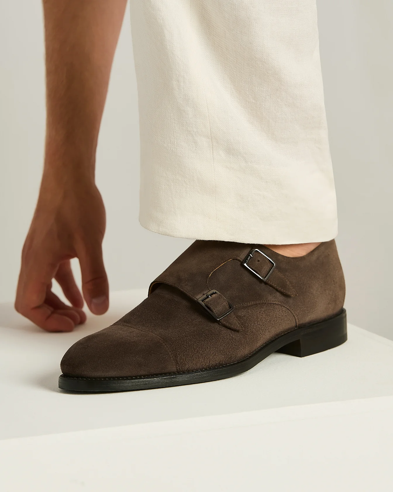LEATHER DARK BROWN SHOE WITH BUCKLE - Image 4