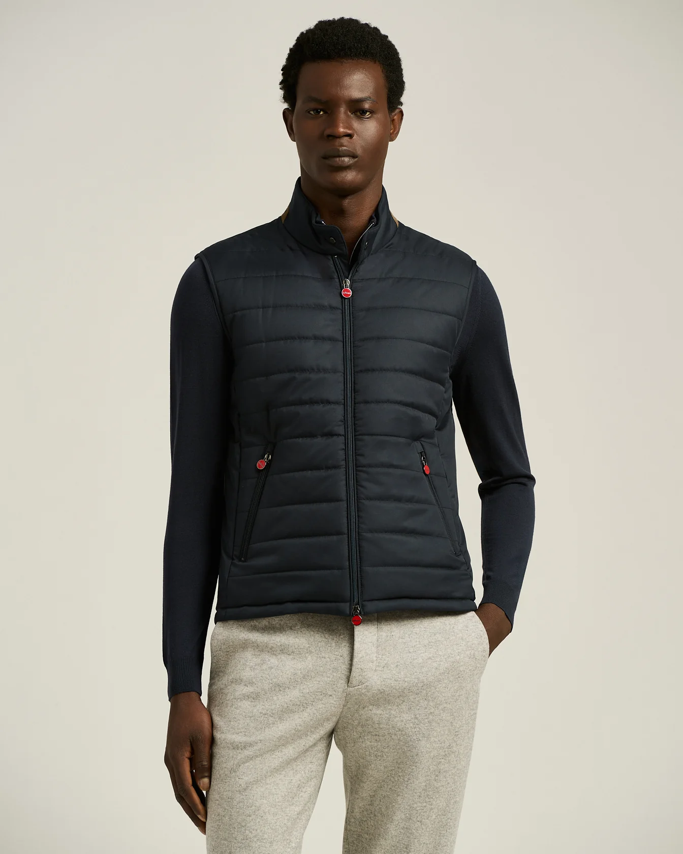 PADDED GILET IN NAVY TECHNICAL FABRIC - Image 2