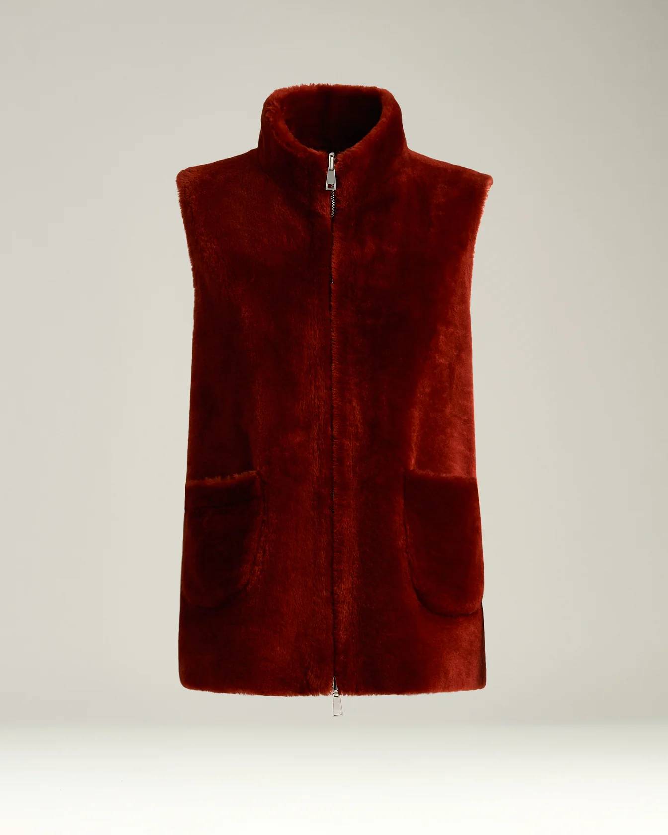 REVERSIBLE SLEEVELESS VEST IN SHEARLING BURGUNDY