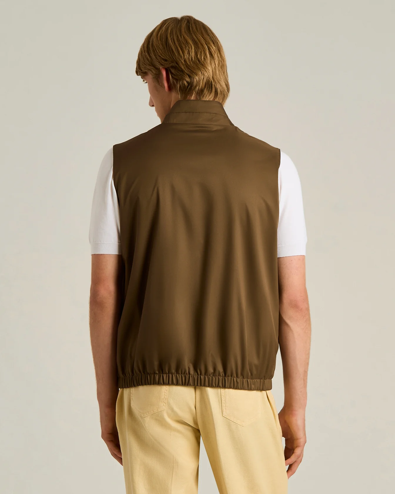 TECHNICAL FABRIC SLEEVELESS GILET WITH TWO-WAY ZIP IN MUD - Image 3
