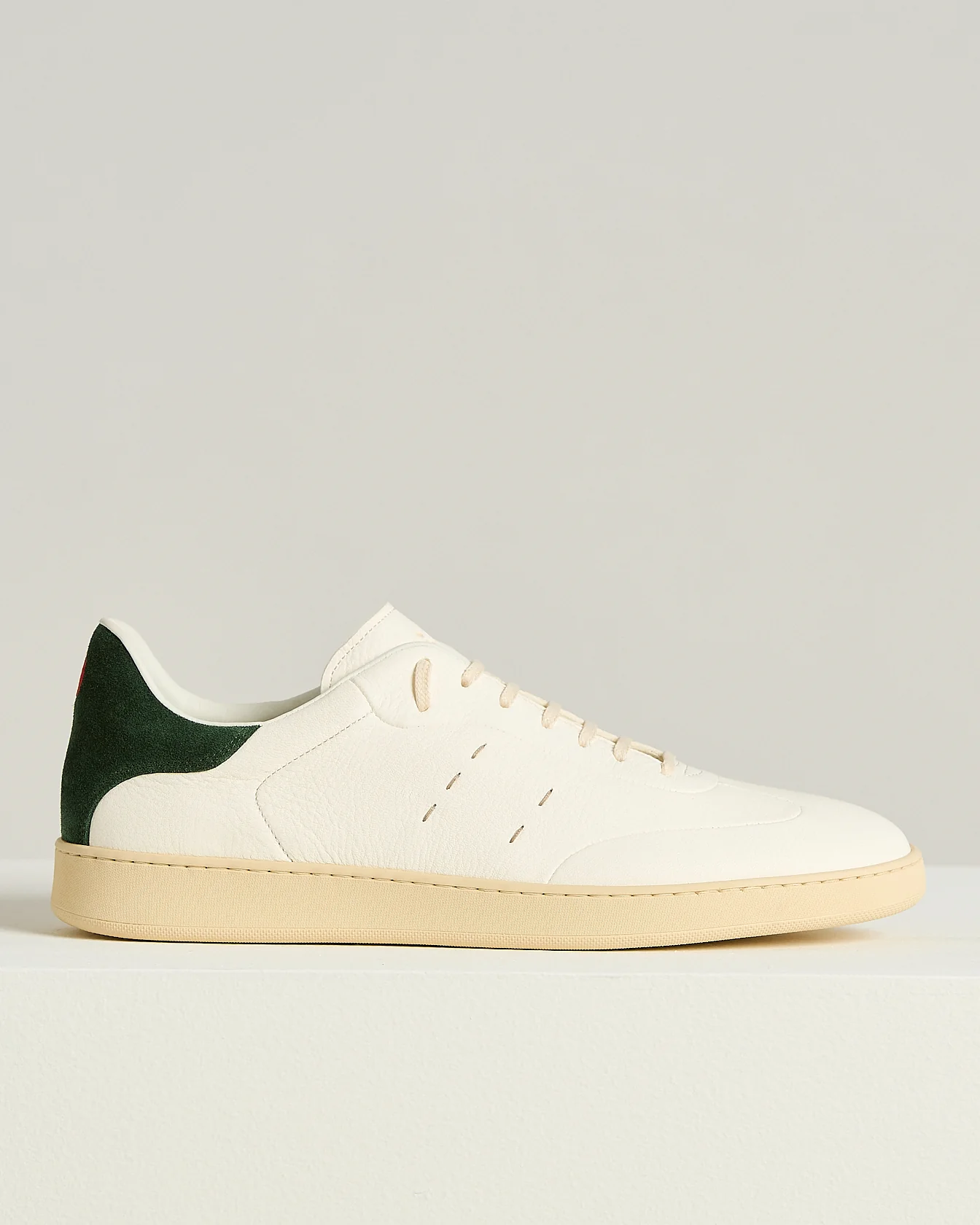 SNEAKERS WITH SUEDE DETAIL