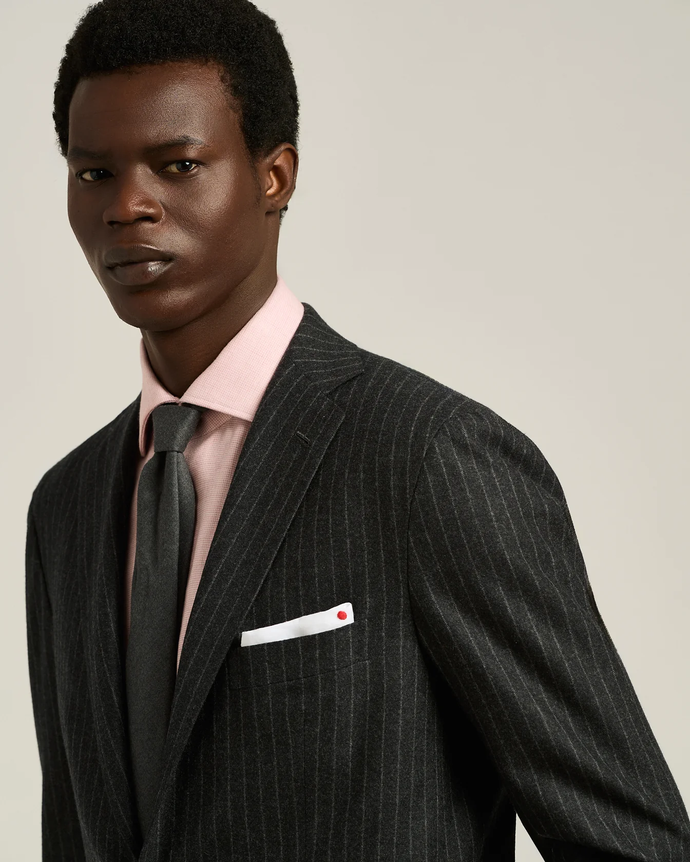 DARK GREY SINGLE-BREASTED WOOL AND CASHMERE PINSTRIPE SUIT - Image 4