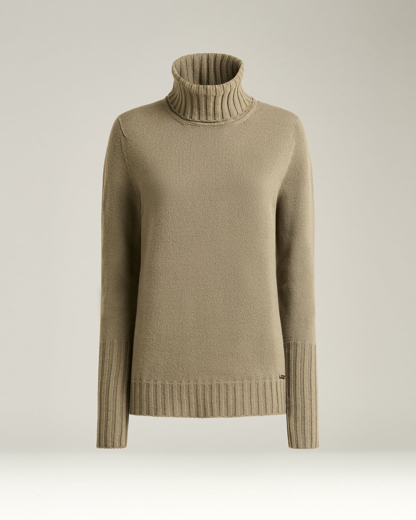 BEIGE CASHMERE TURTLENECK SWEATER