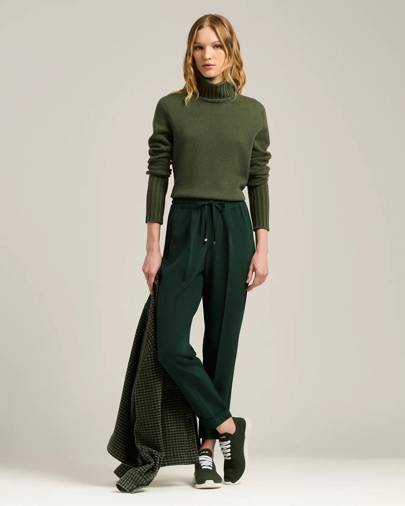 FOREST GREEN CASHMERE POLO NECK - Image 5