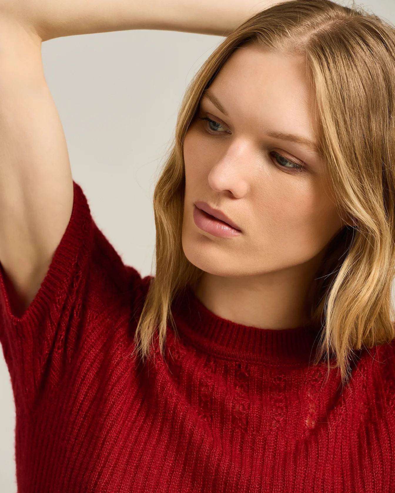 OPENWORK CREW NECK SWEATER IN CASHMERE AND SILK BURGUNDY - Image 4