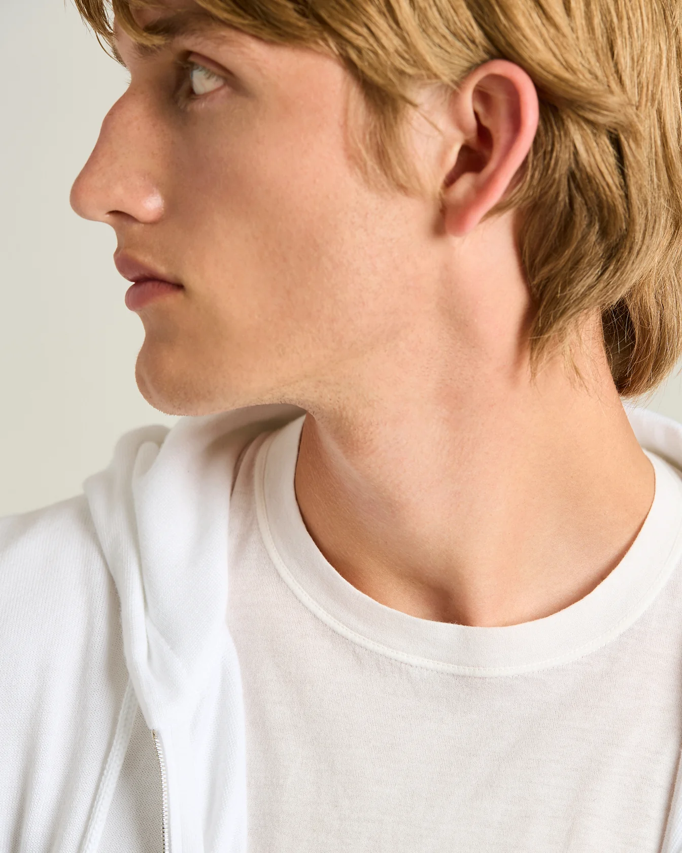 COTTON AND CASHMERE BLEND T-SHIRT IN WHITE - Image 4