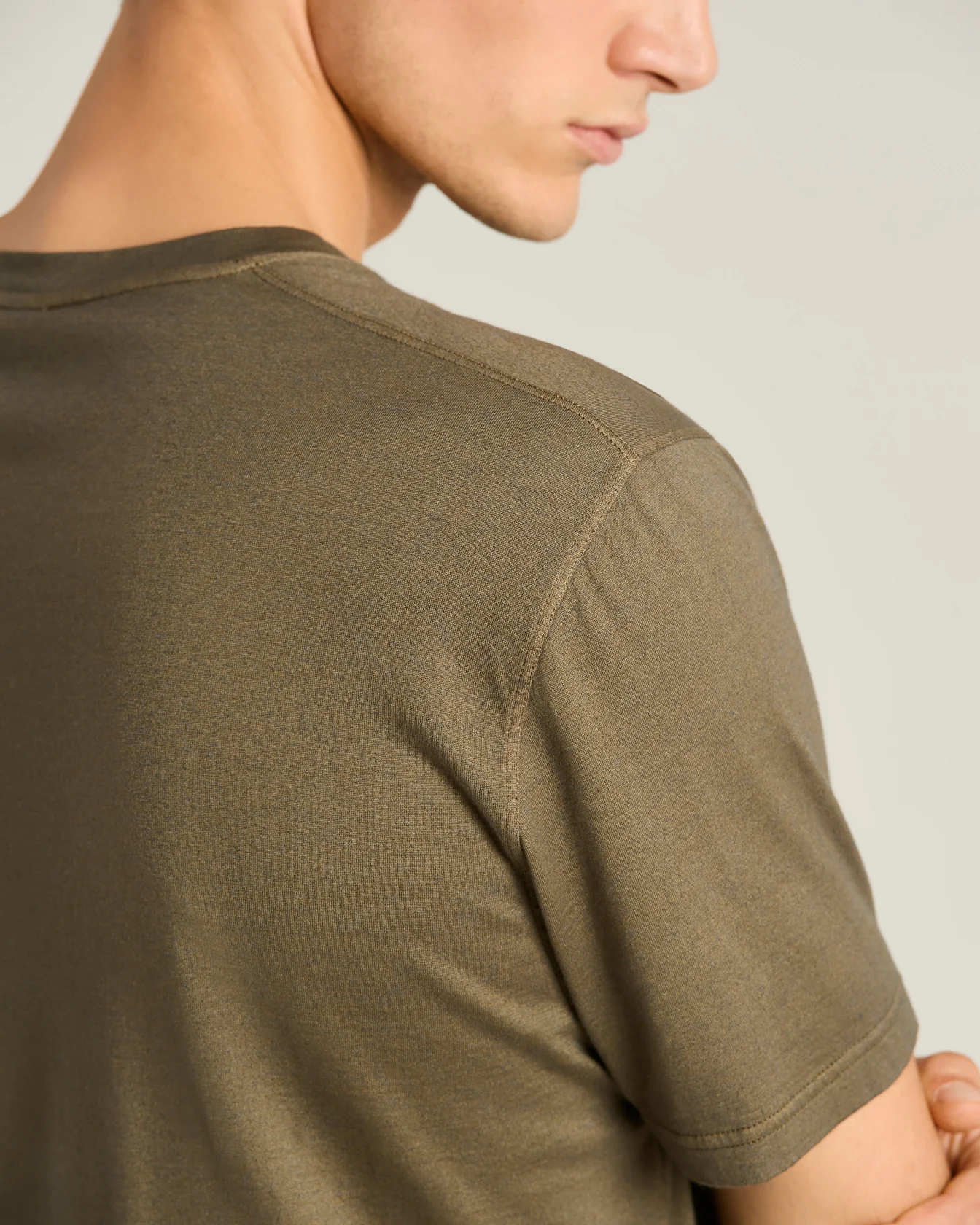 COTTON AND CASHMERE BLEND T-SHIRT IN BROWN - Image 4