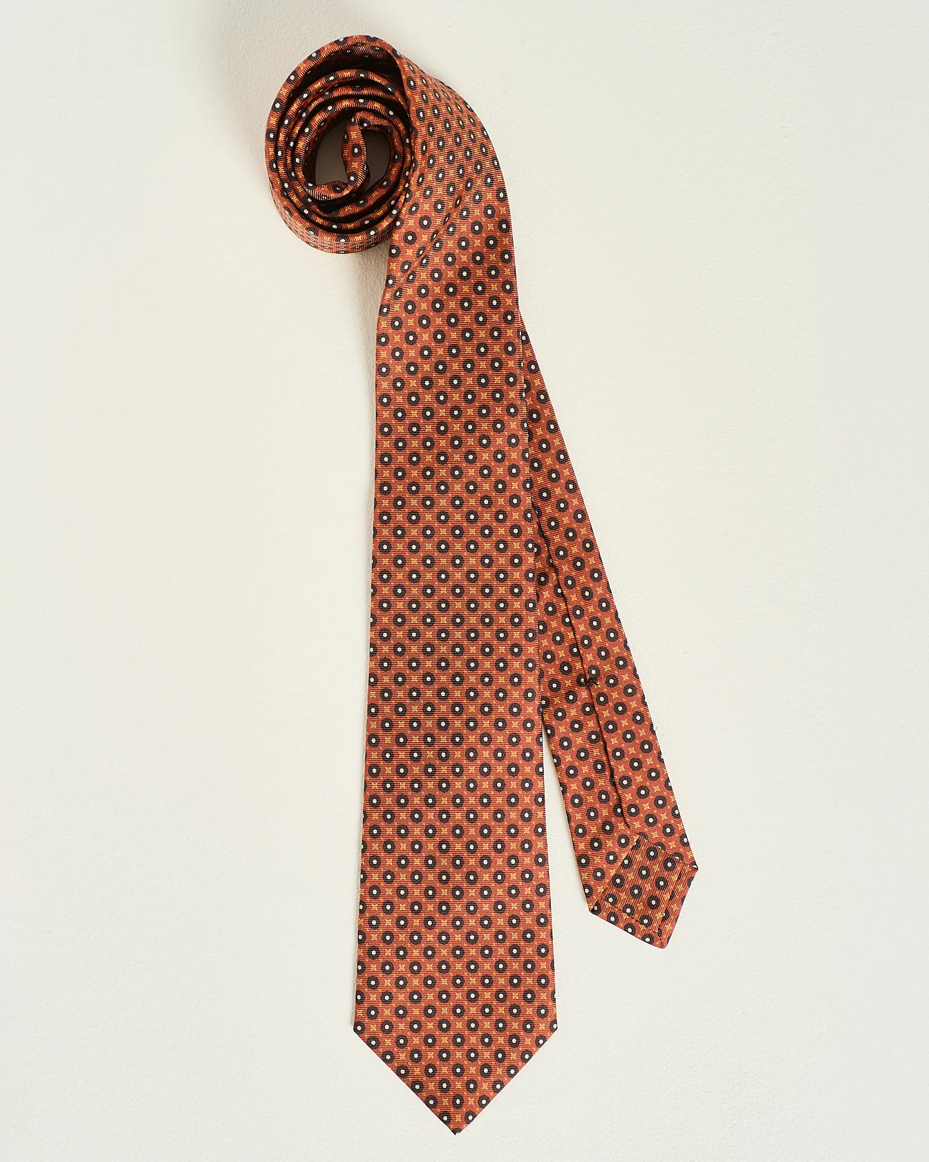 PATTERNED SILK TIE