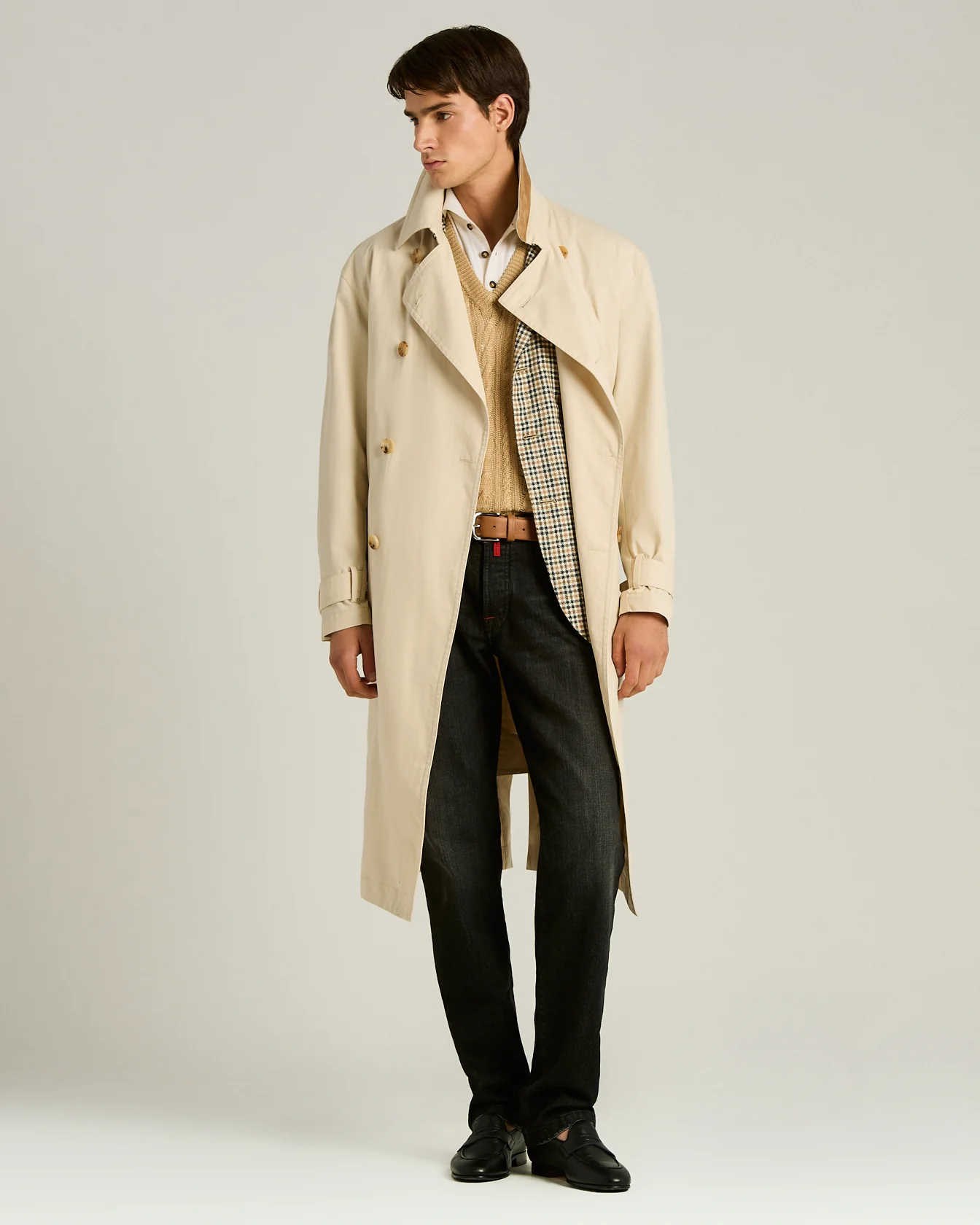 TECHNICAL COTTON DOUBLE-BREASTED TRENCH COAT IN BEIGE WITH LAMBSKIN DETAIL - Image 5