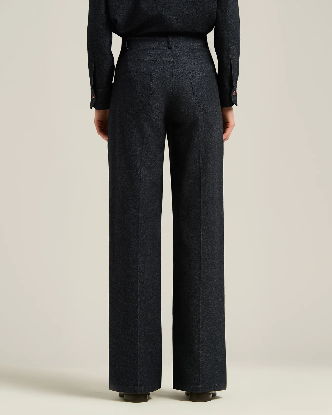 PALAZZO TROUSERS IN CASHMERE AND COTTON NAVY WITH TEXTURE - Image 3